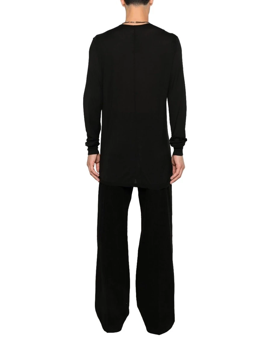 LONG-SLEEVED T-SHIRT.webp