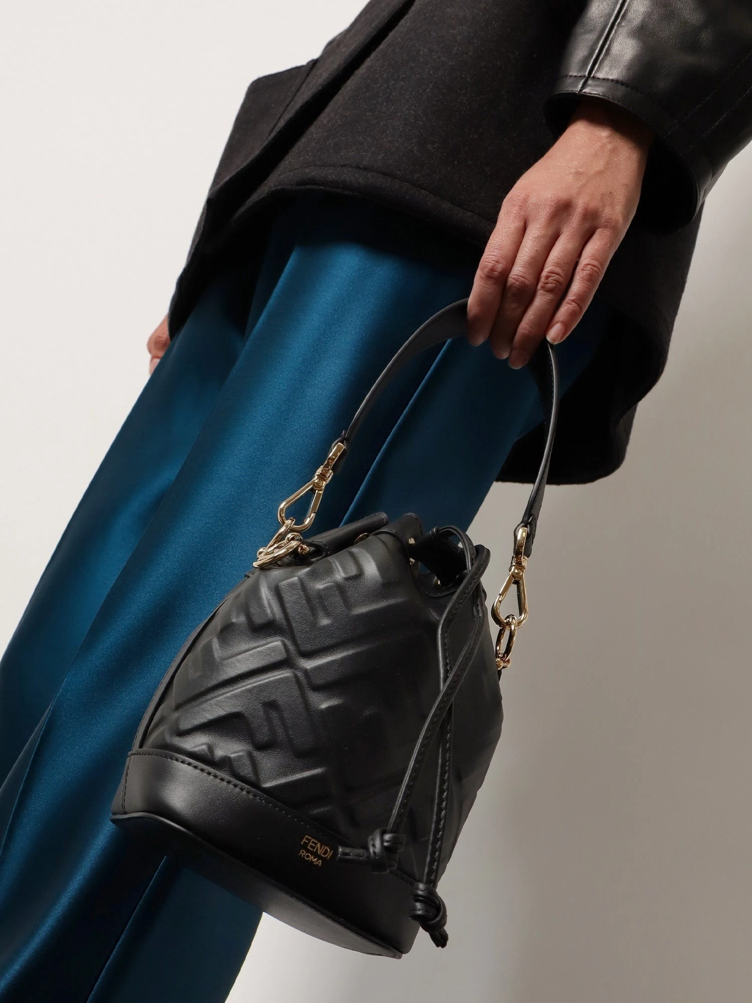 Mon Tresor leather bucket bag.webp