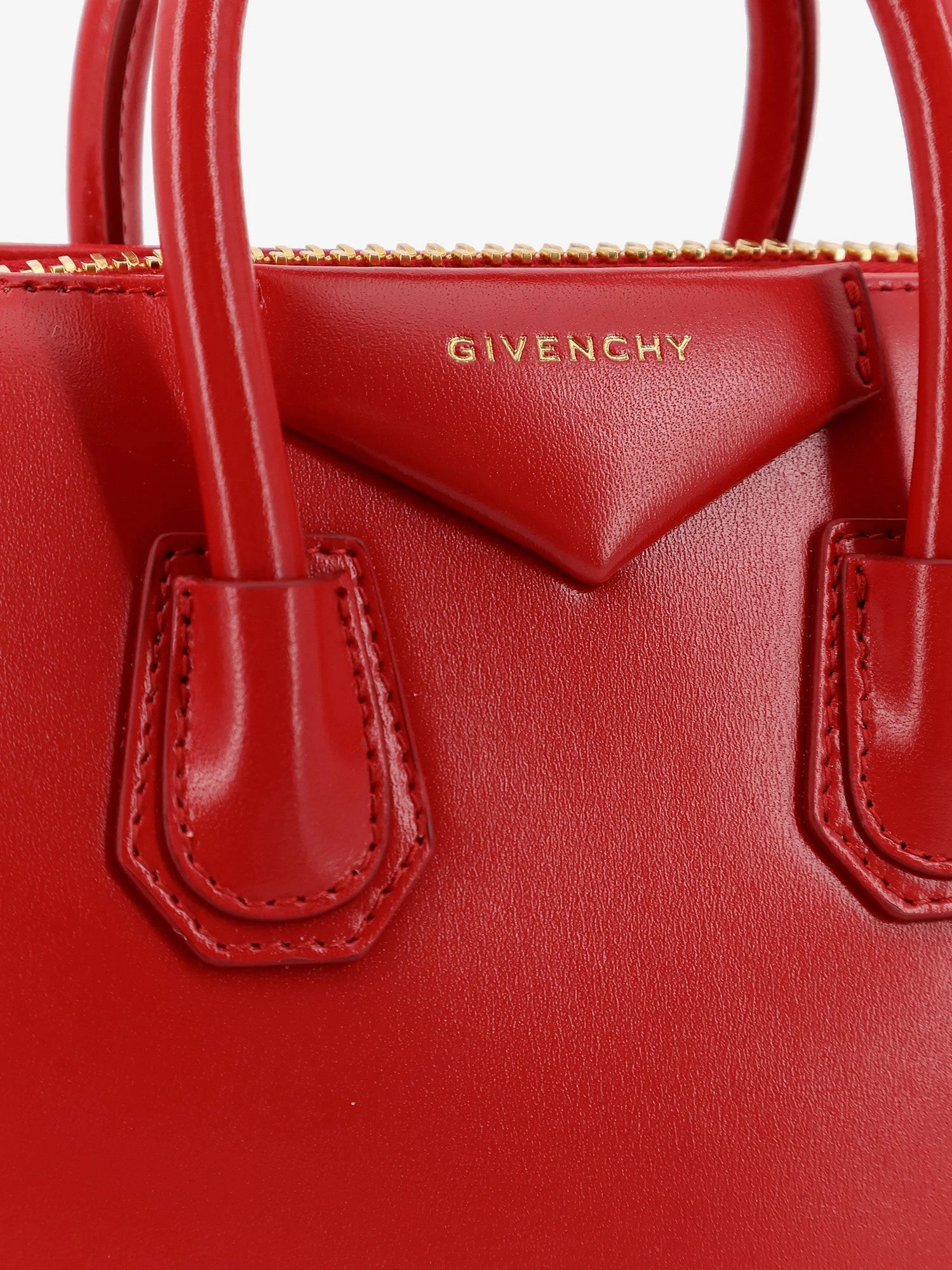 Antigona Mini leather crossbody bag.webp