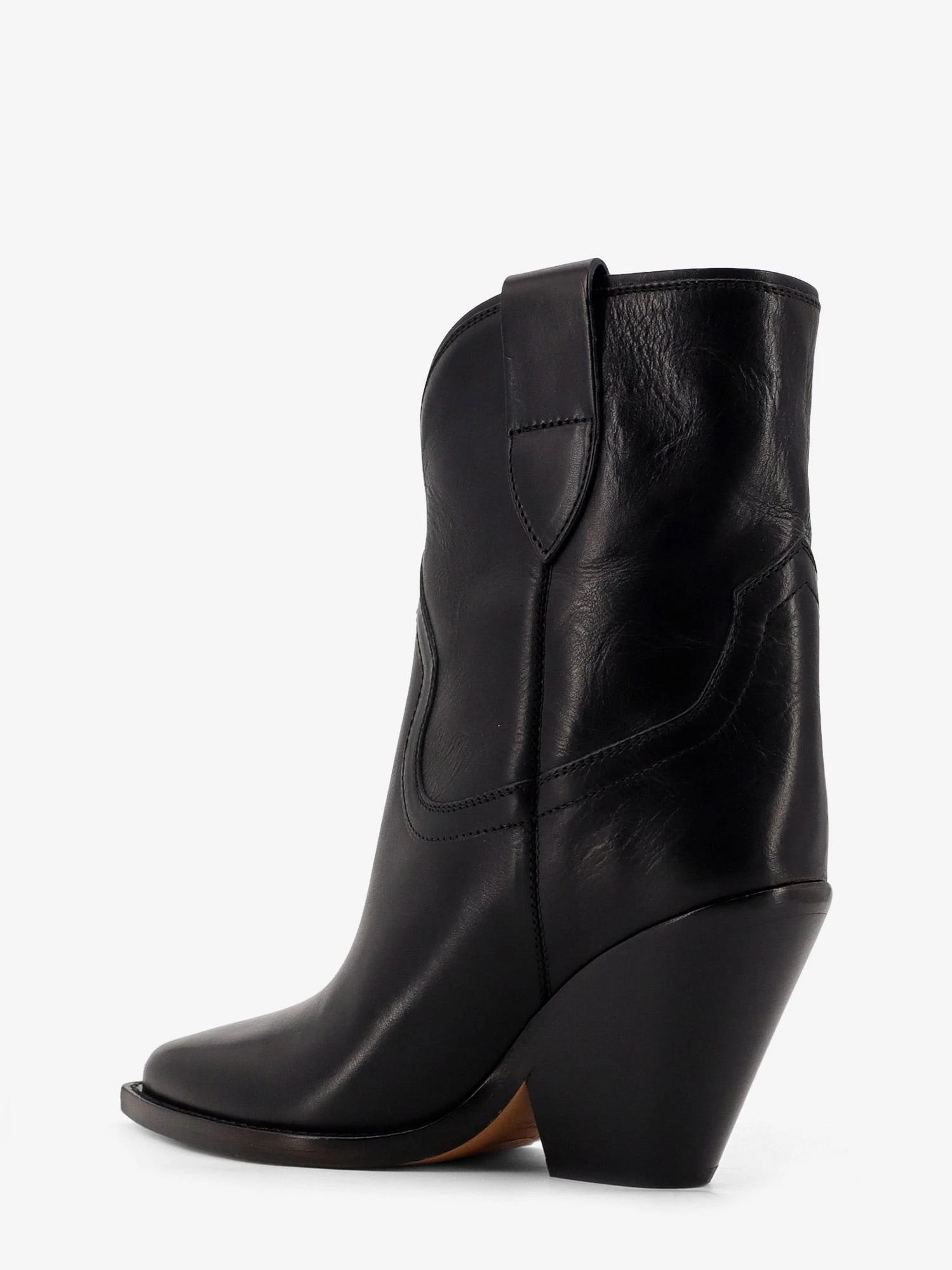 Leyane leather boots.webp
