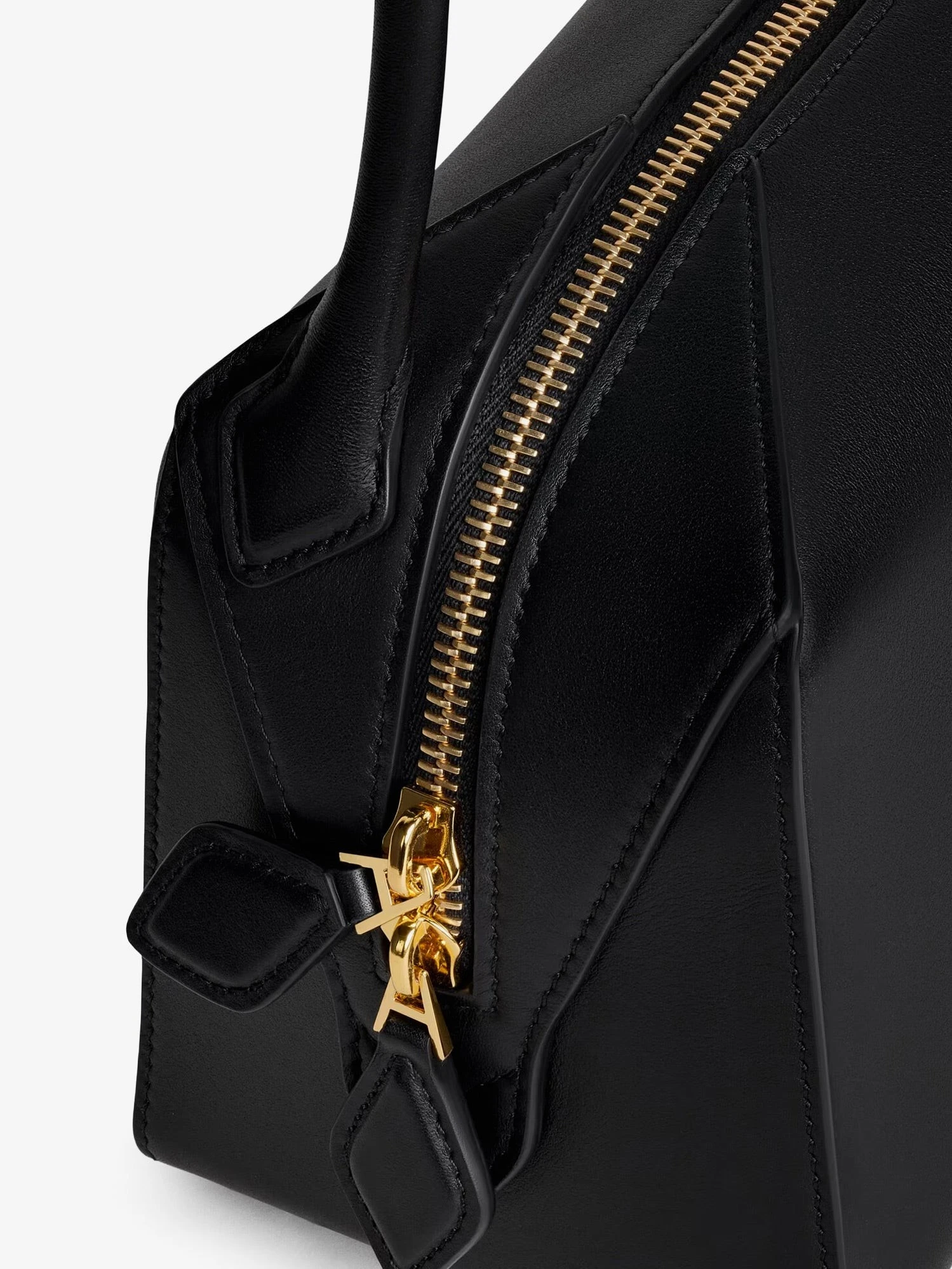 Le Teckel leather shoulder bag.webp