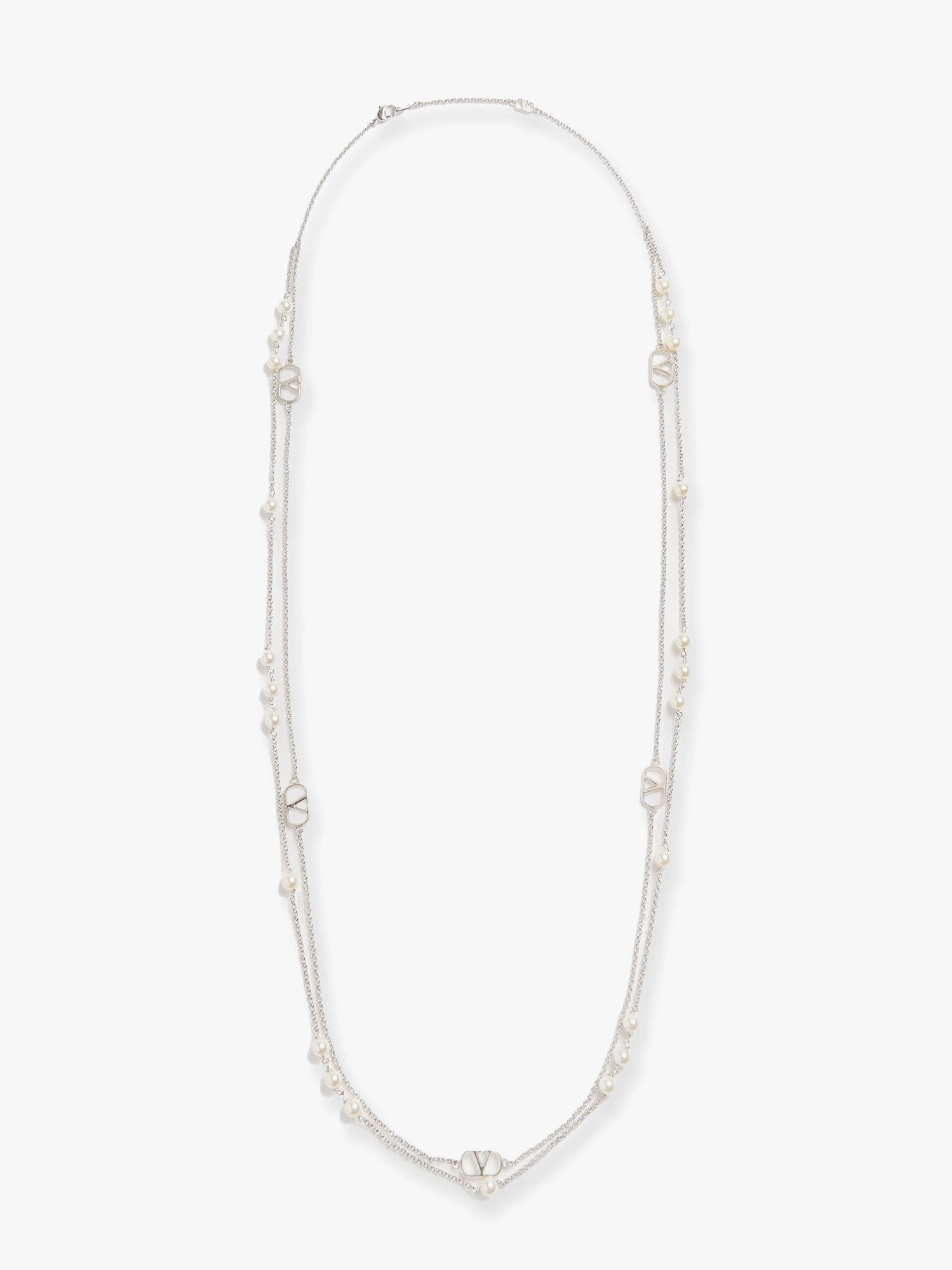 Metal necklace with silver finishes.webp