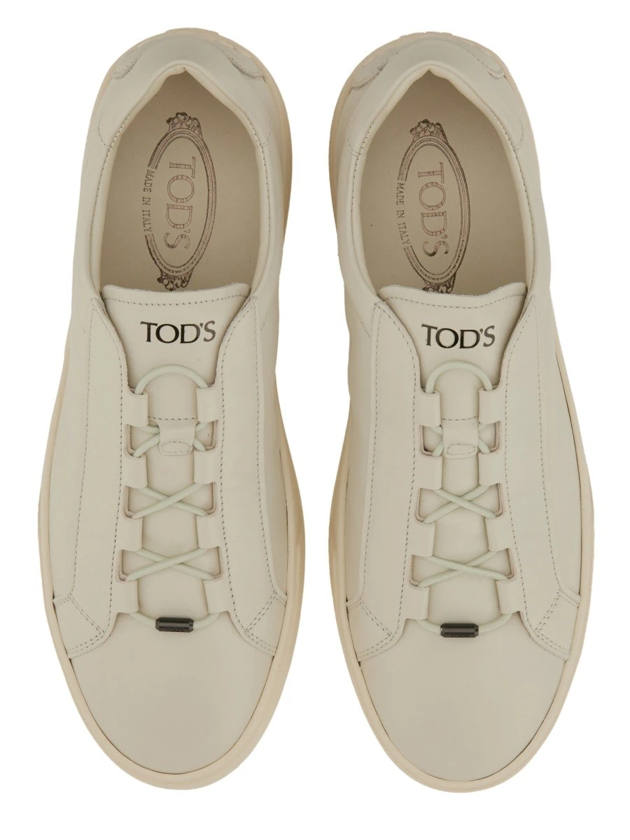 SNEAKER IN PELLE.webp