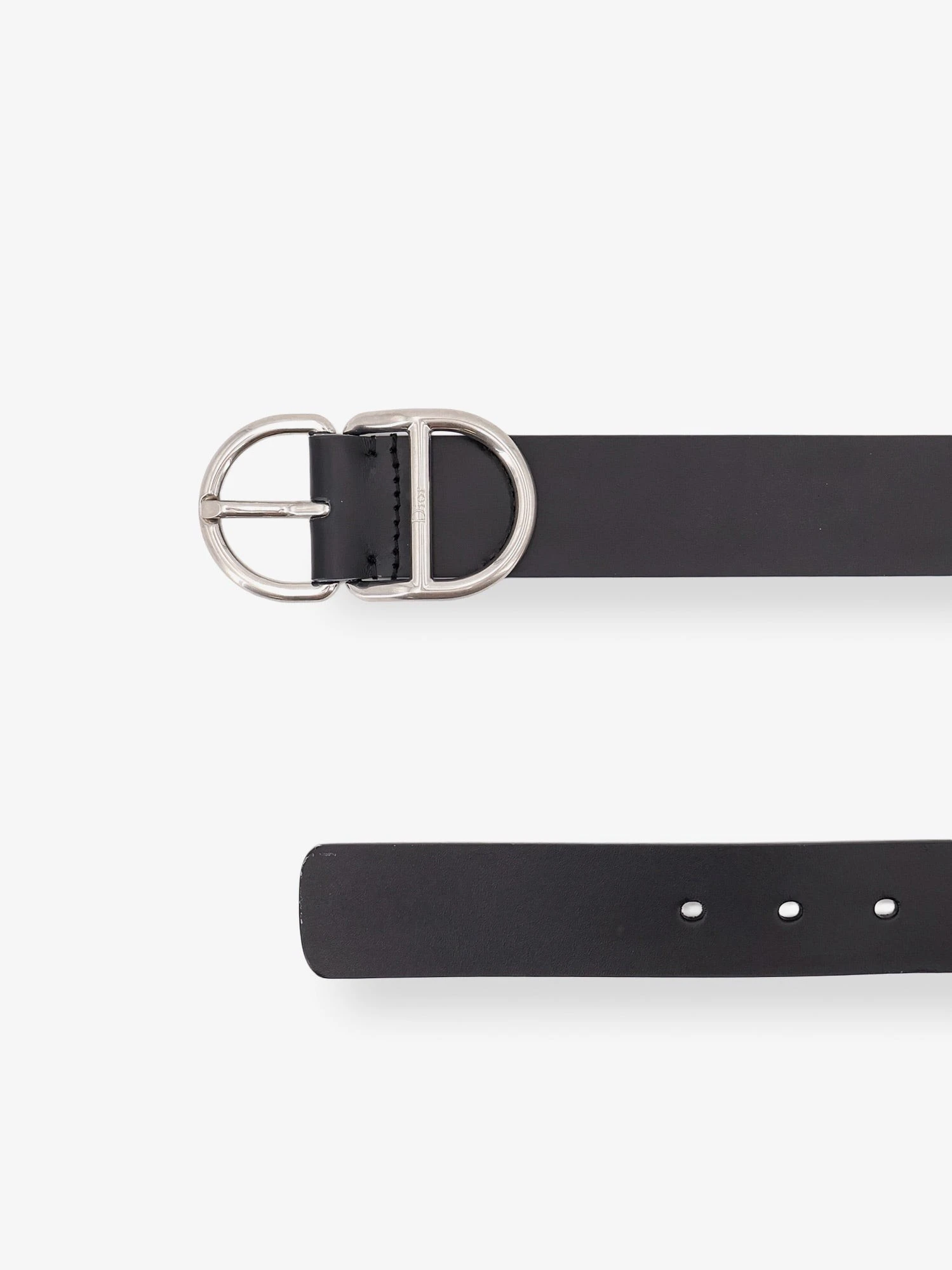 Leather belt.webp