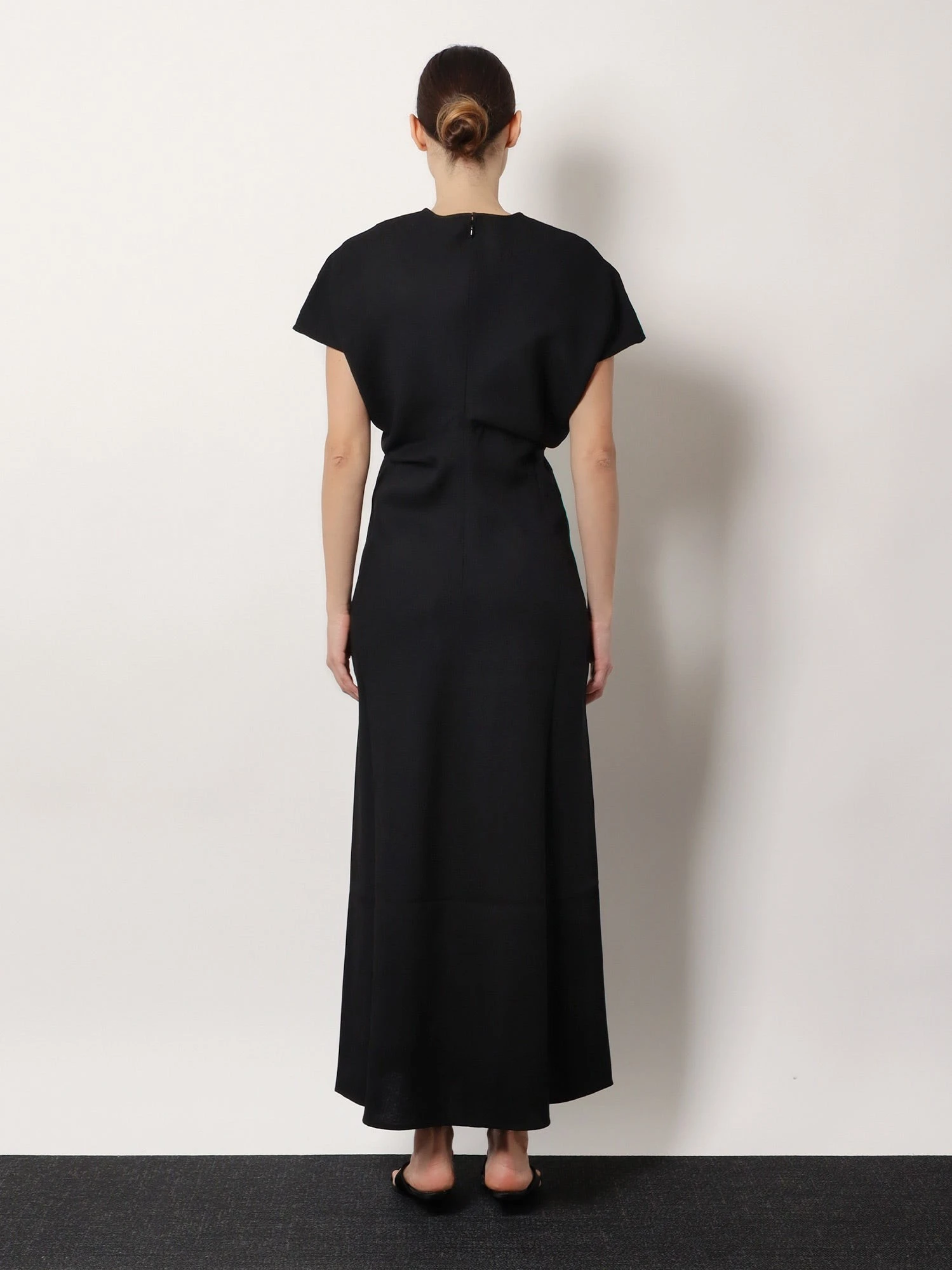 Slouch waist wool dress.webp