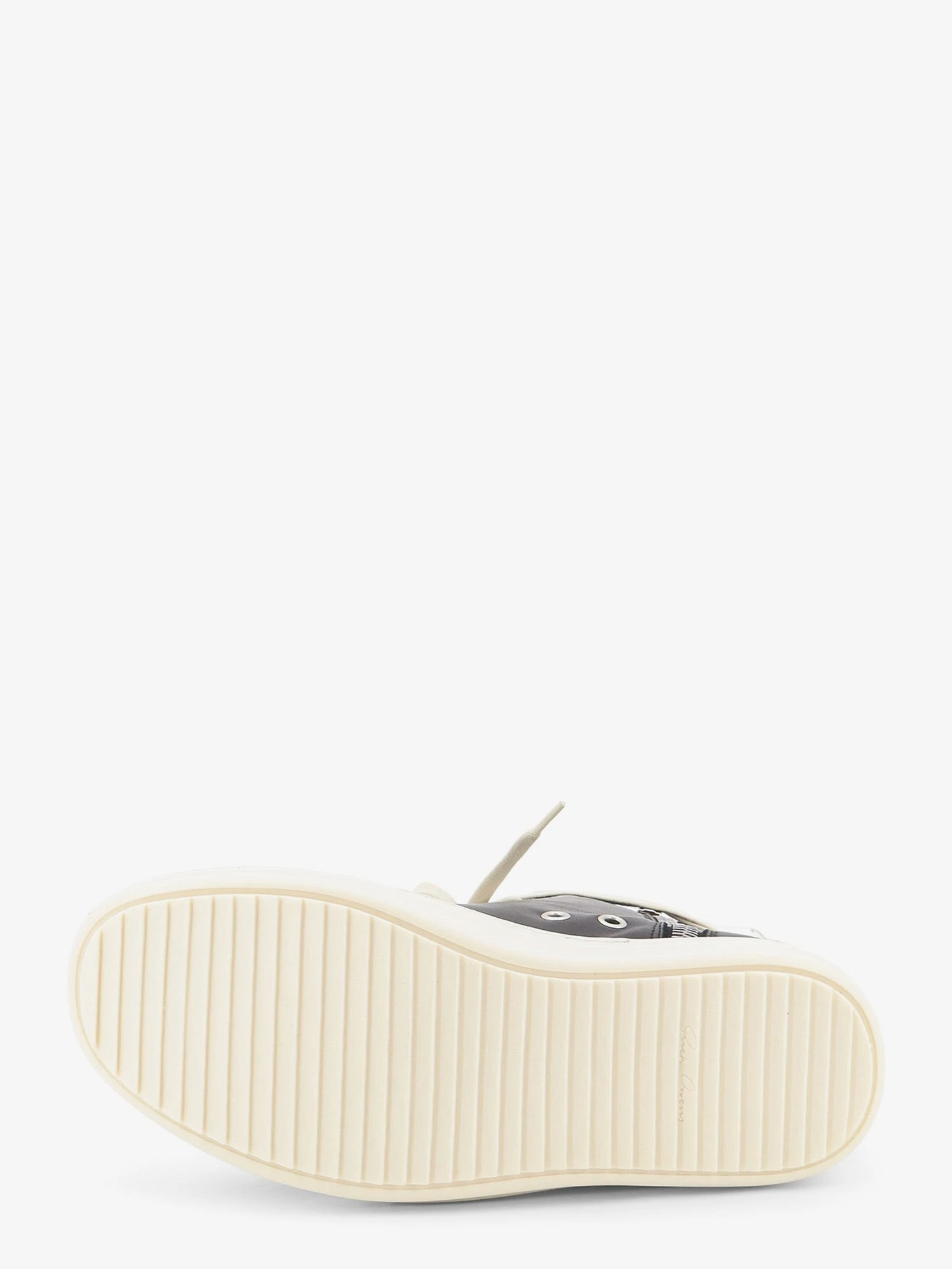 Leather sneakers.webp