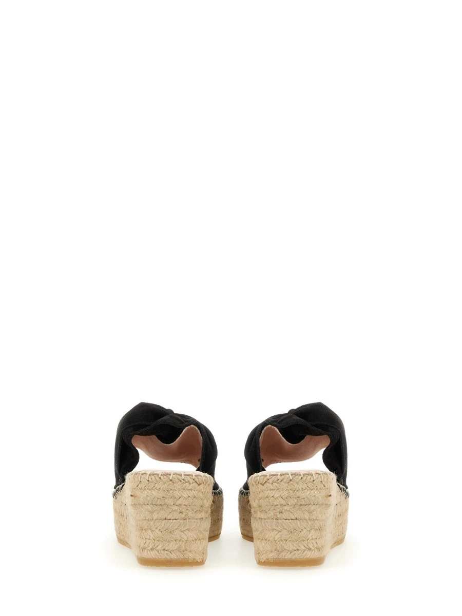 KNOT SANDAL.webp