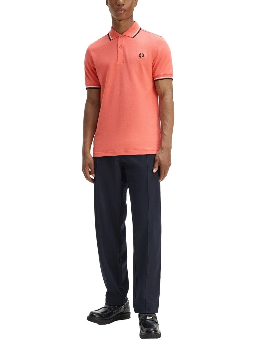POLO CON LOGO.webp