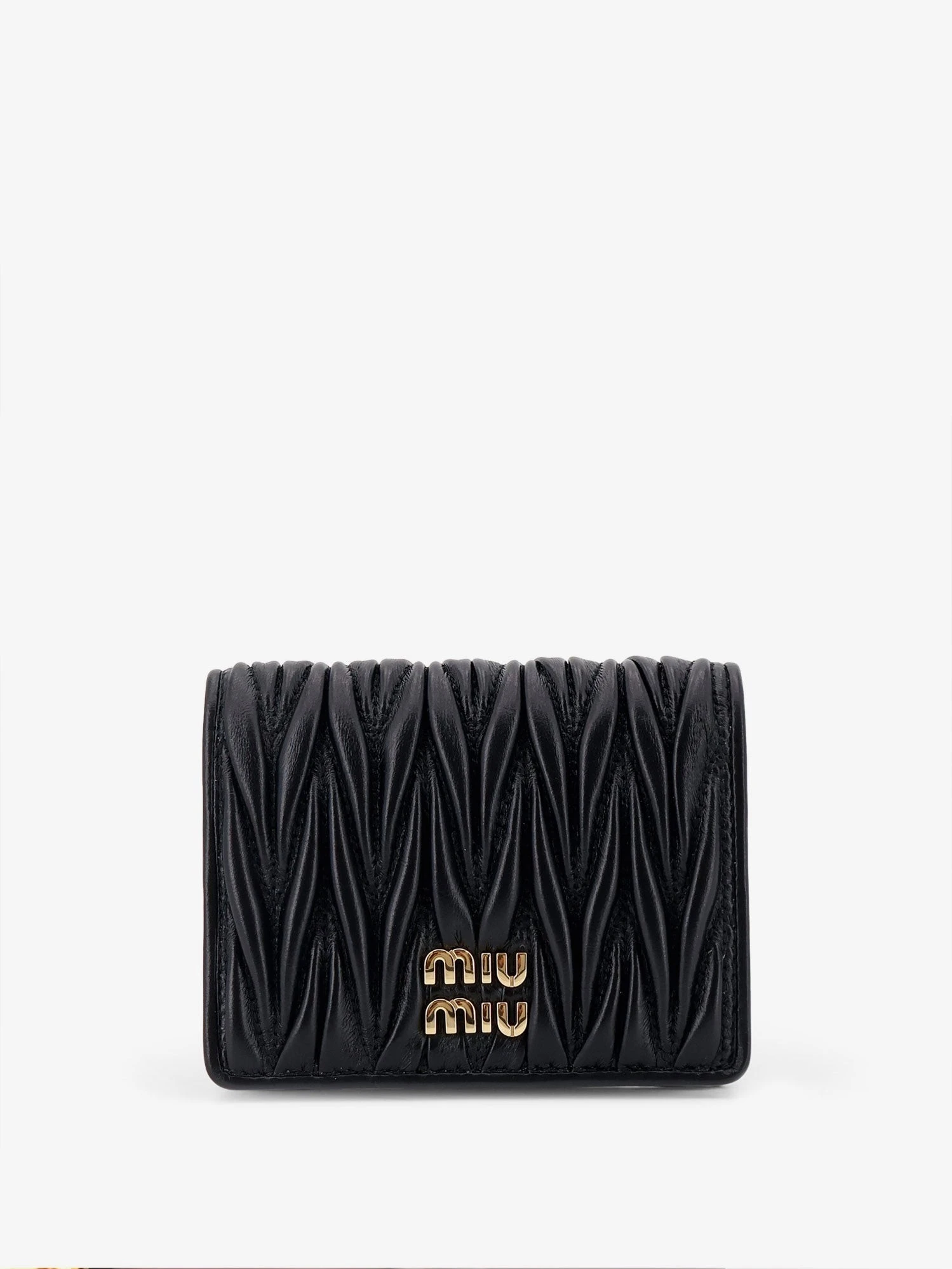 Quilted leather wallet.webp