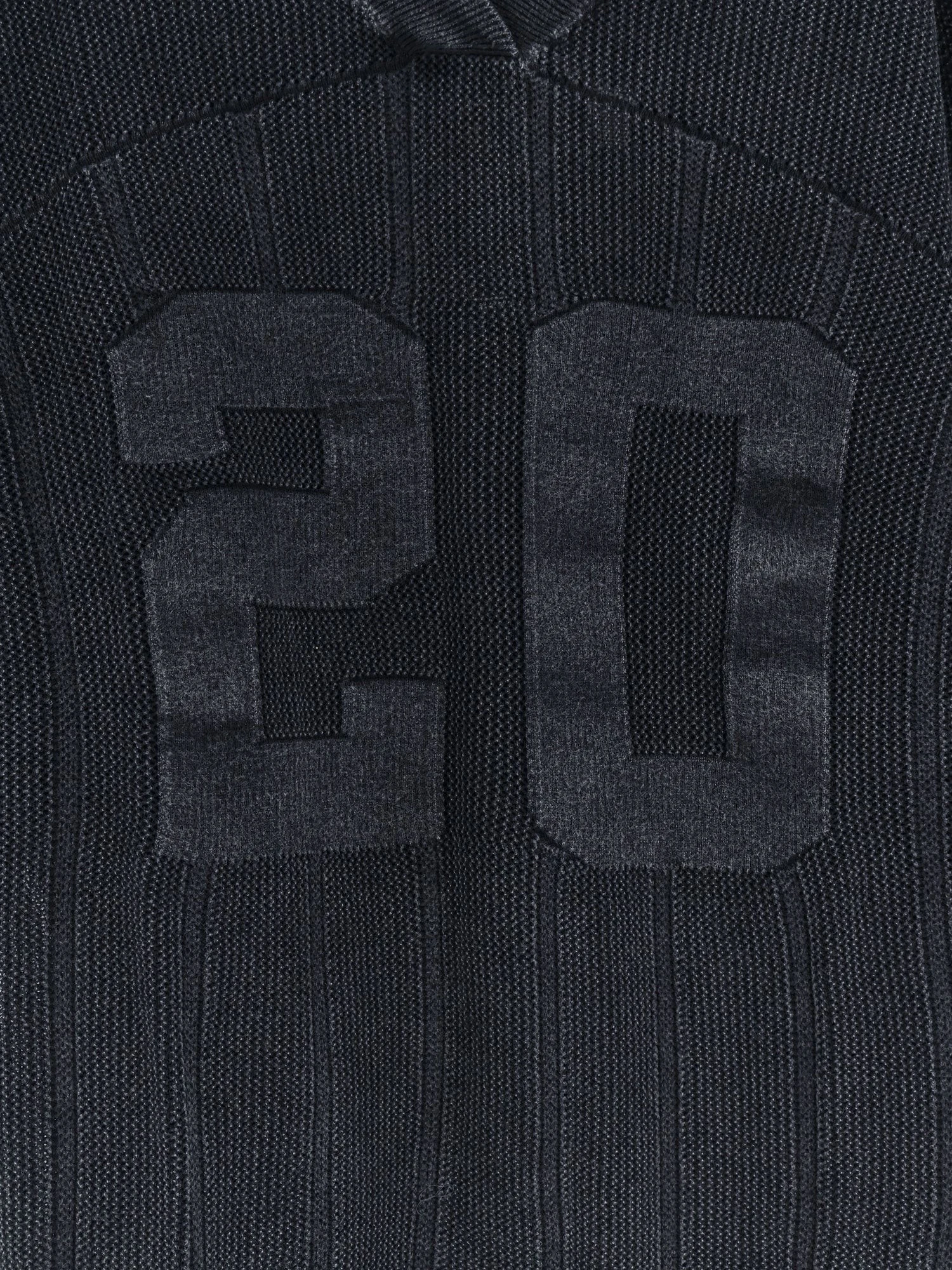 Cotton sweater with logo patch on the bottom