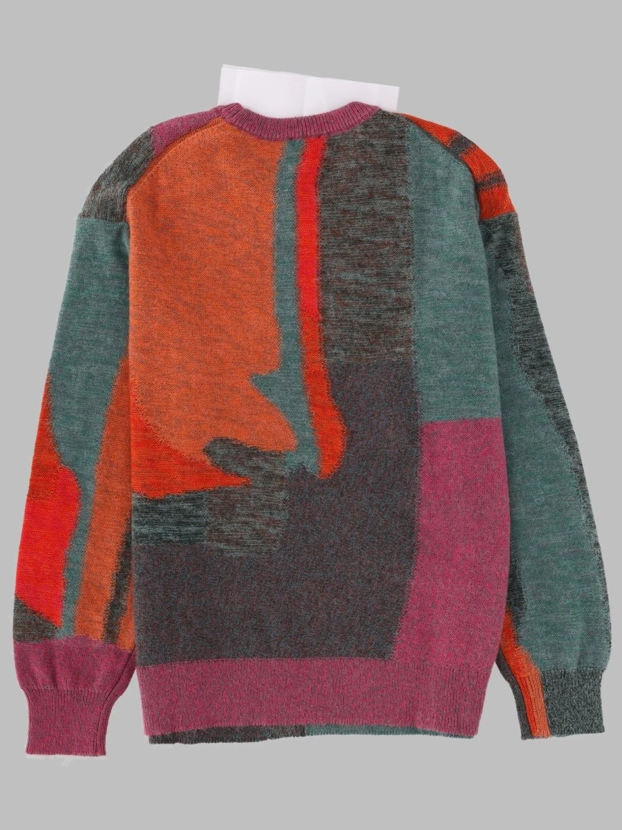 MAGLIA CON MOTIVO FLOREALE GLITCH.webp