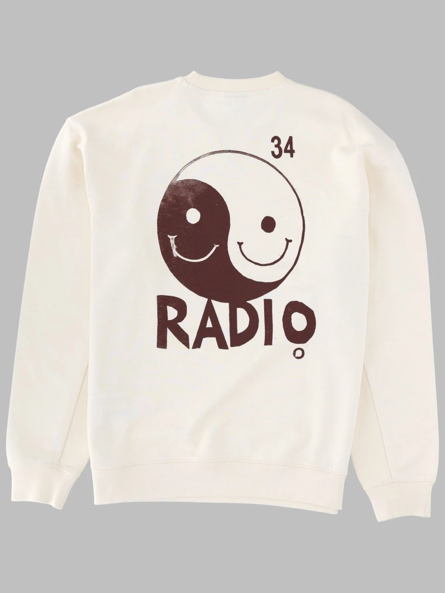 FELPA OVERSIZE CON STAMPA.webp
