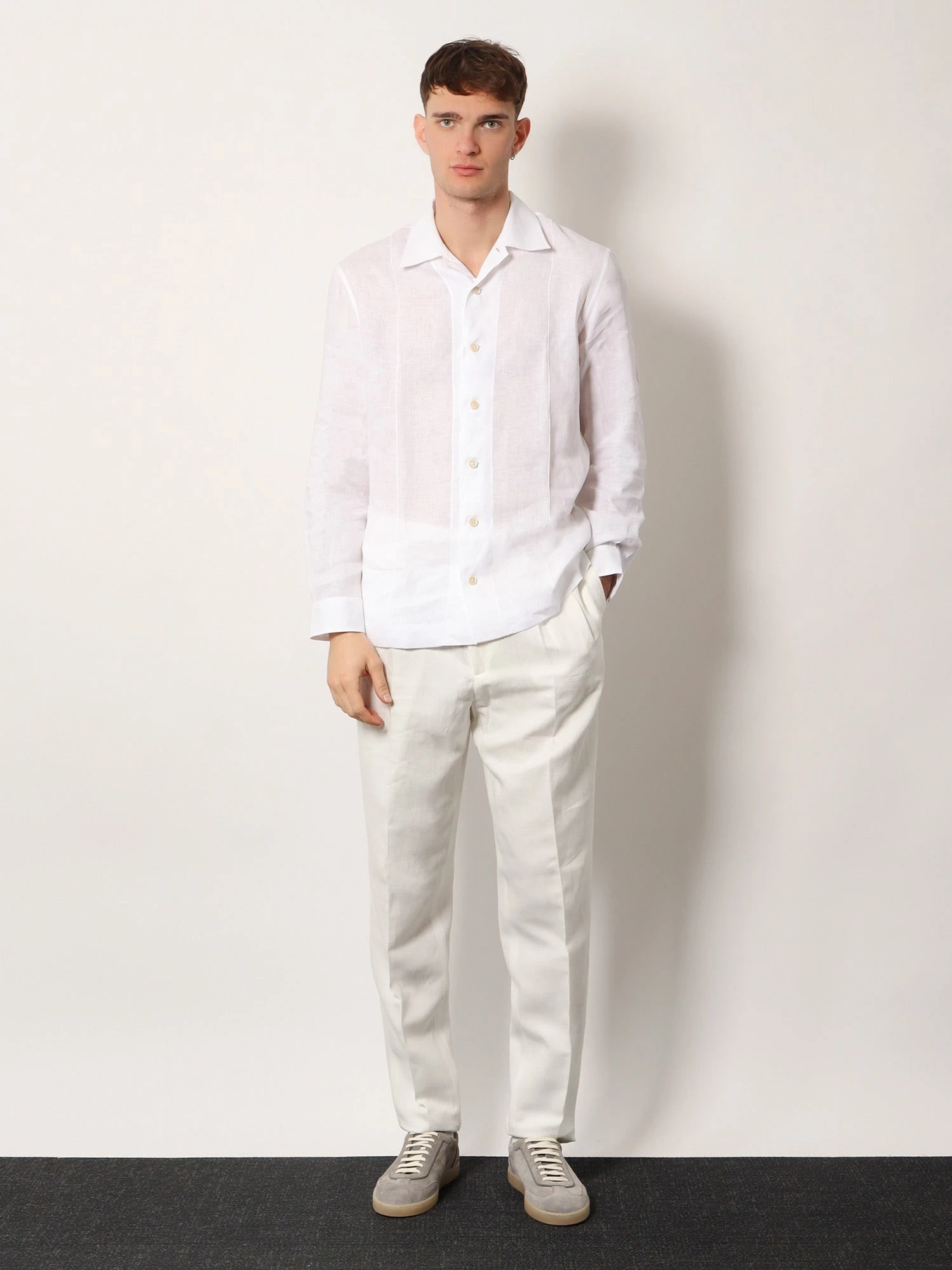 Easy Fit linen shirt.webp