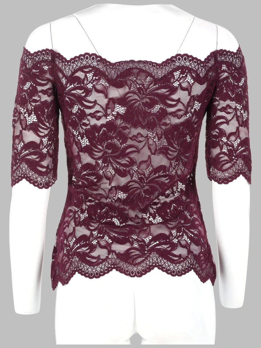 TOP CON SPALLE SCOPERTE.webp