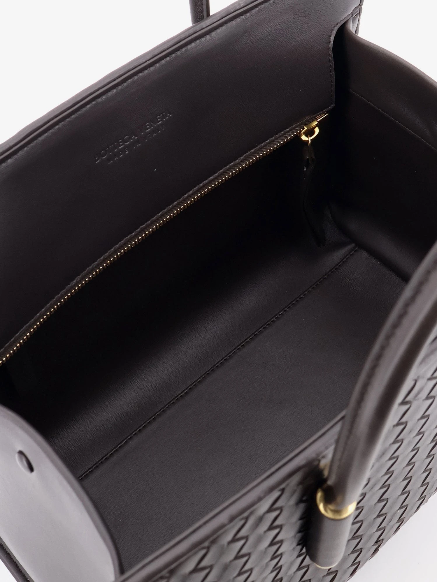 Barbara leather handbag with Intrecciato motif.webp