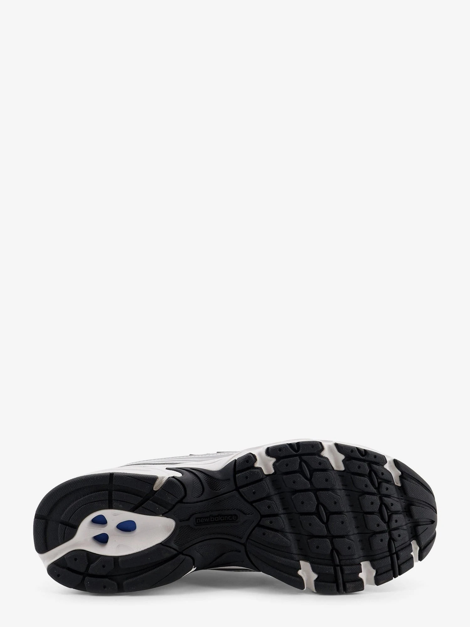 740 mesh sneakers with iconic contrasting side logo.webp