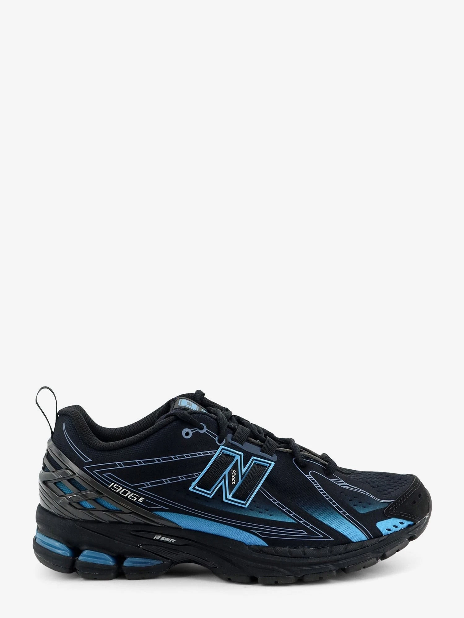 U1906 technical fabric sneakers with iconic side logo.webp