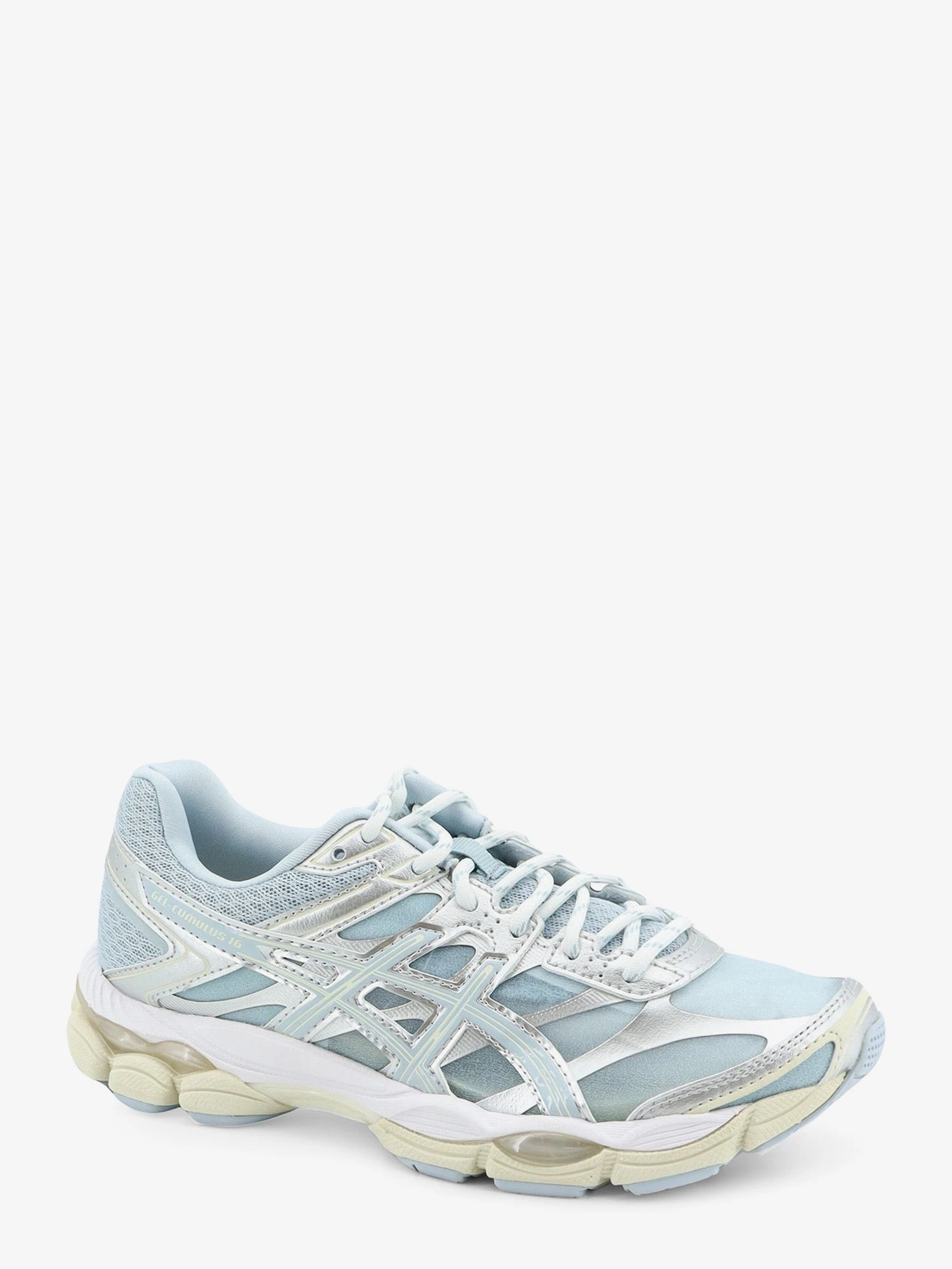 Gel-Cumulus 16 mesh sneakers with contrasting inserts.webp