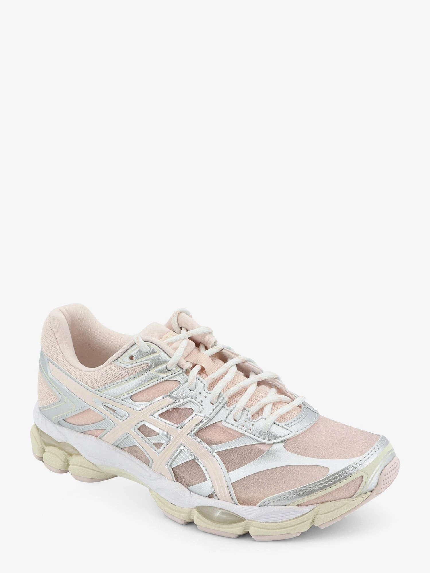 Gel-Cumulus 16 mesh sneakers with contrasting inserts.webp