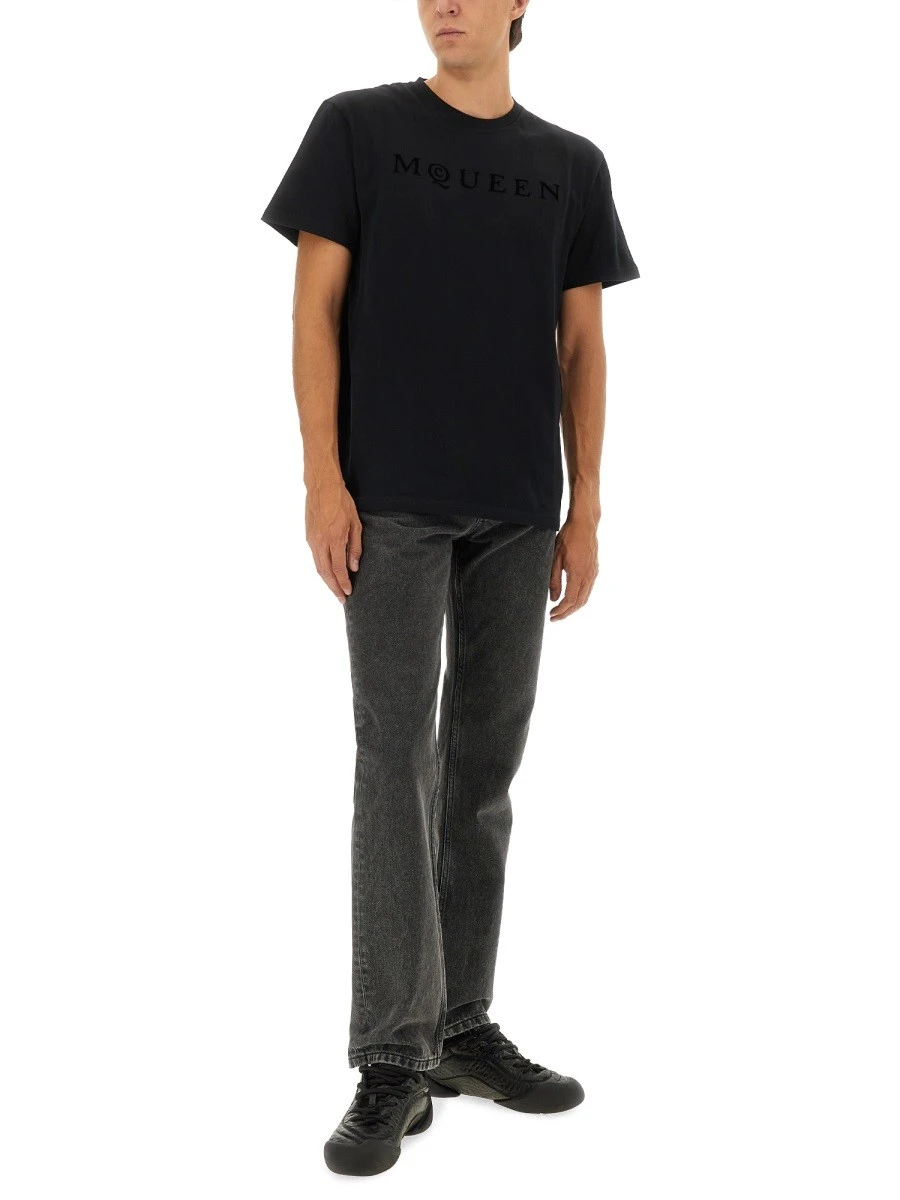 T-SHIRT WITH LOGO