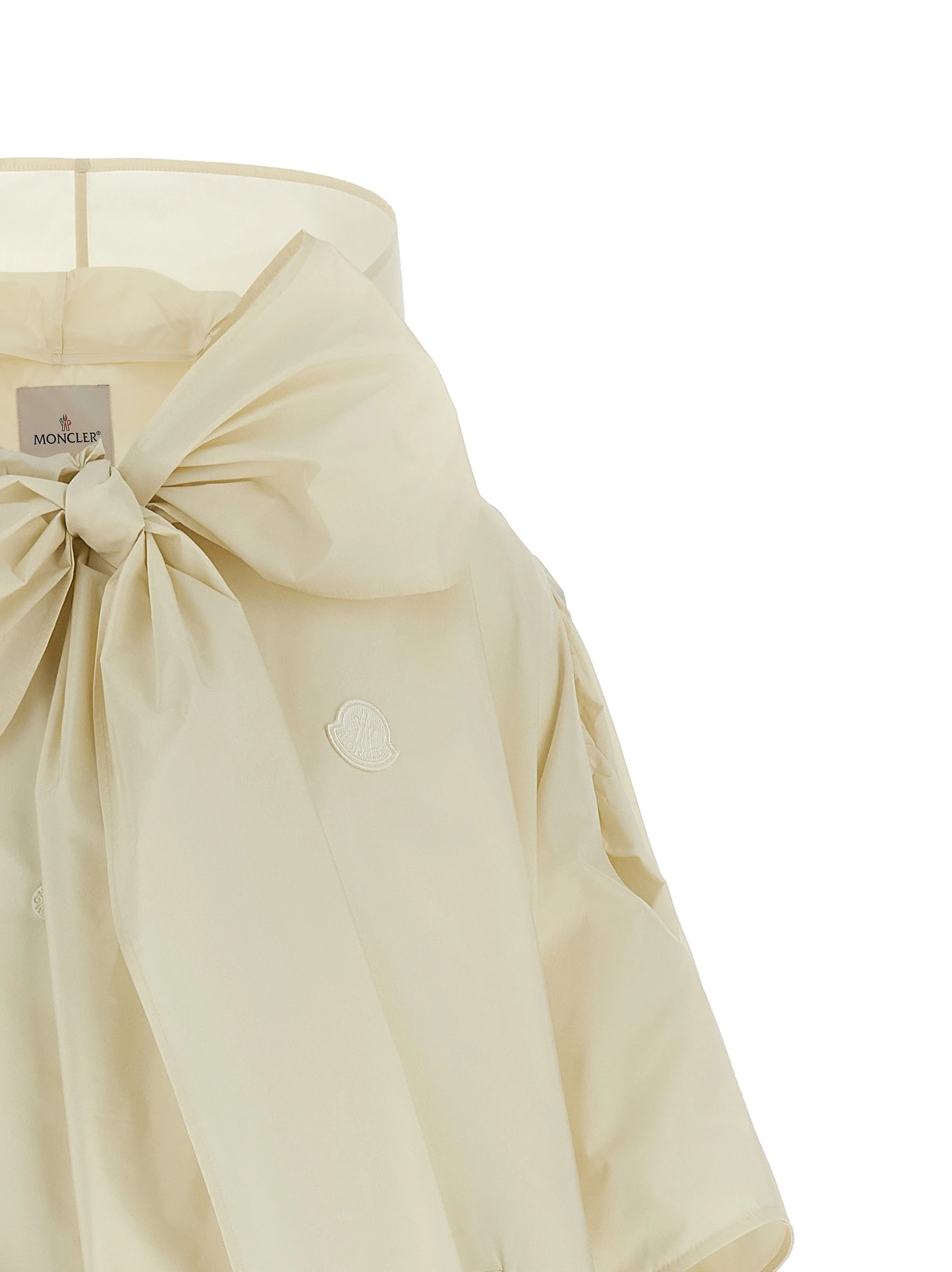 Taffeta cape