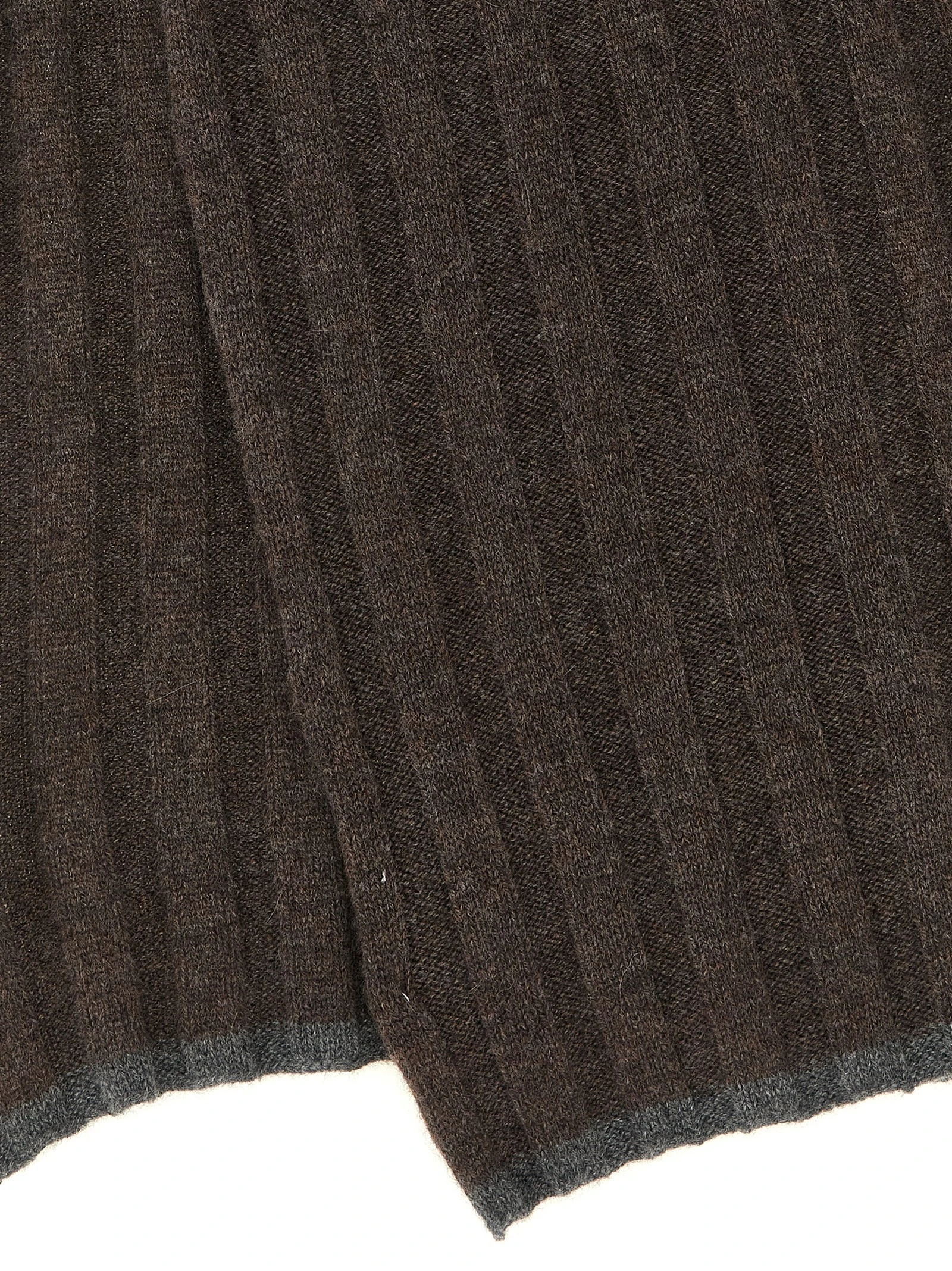 Ribbed cashmere knit scarf