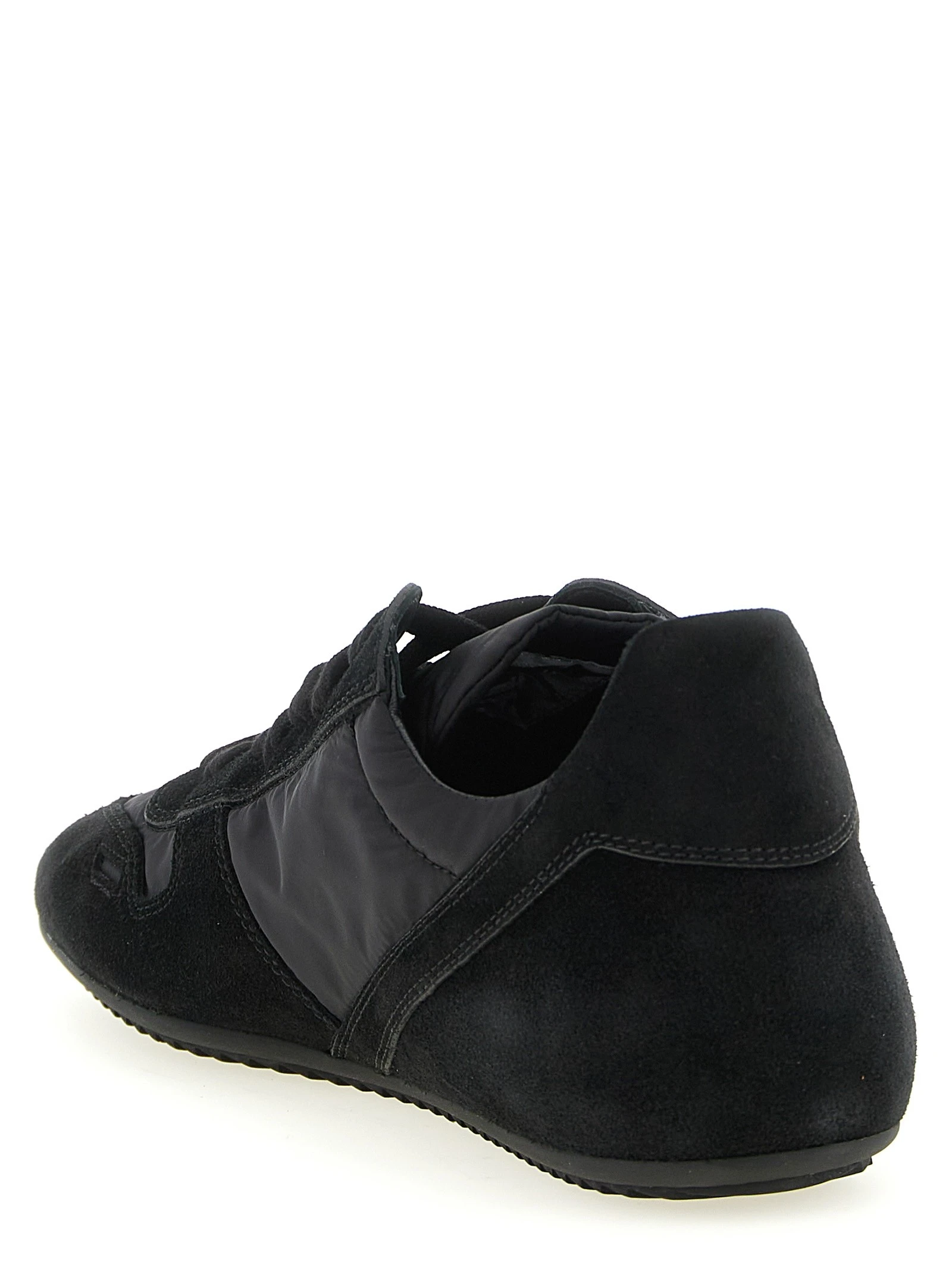 'Minimal Sneaks' sneakers