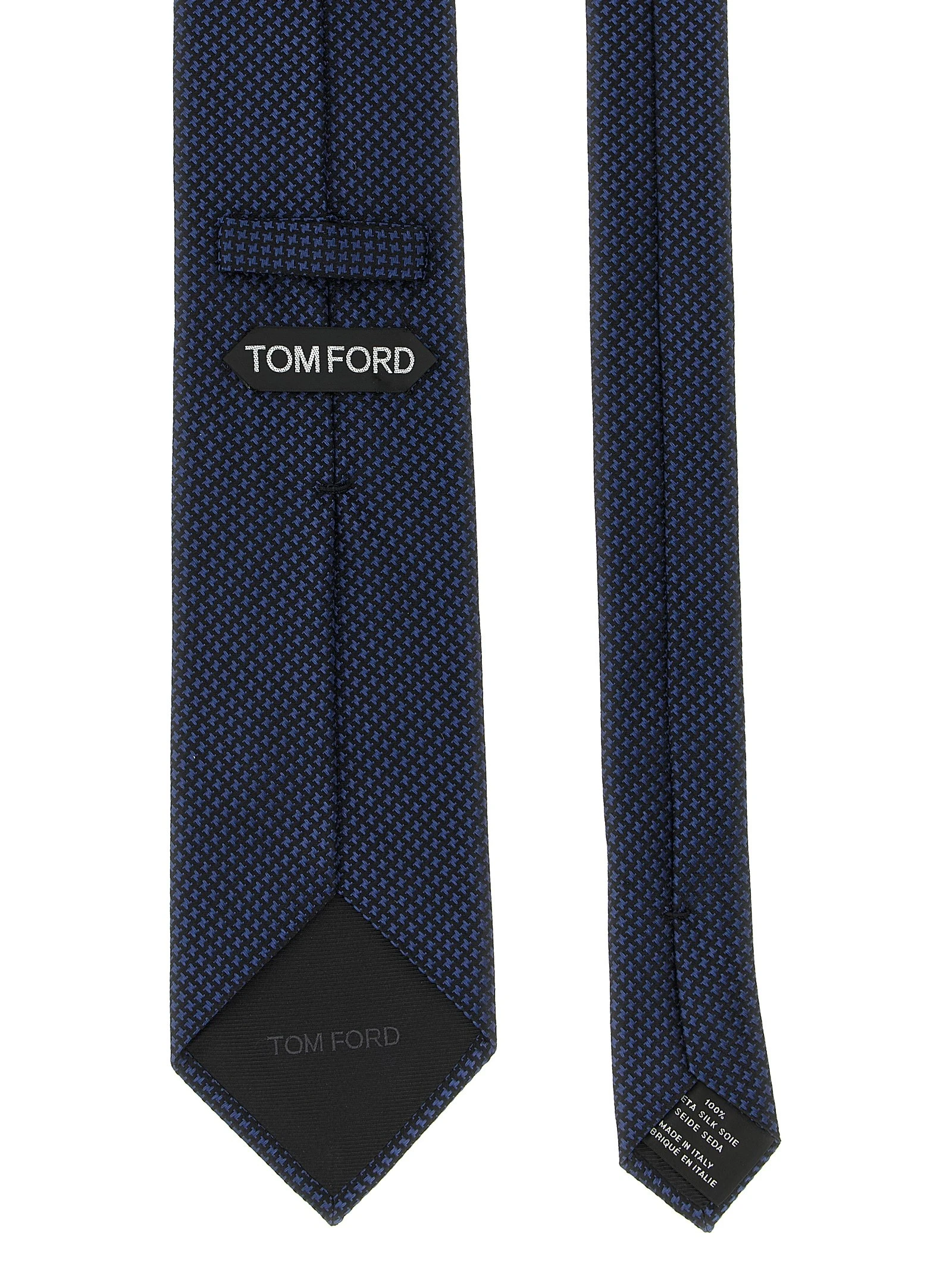 Silk tie