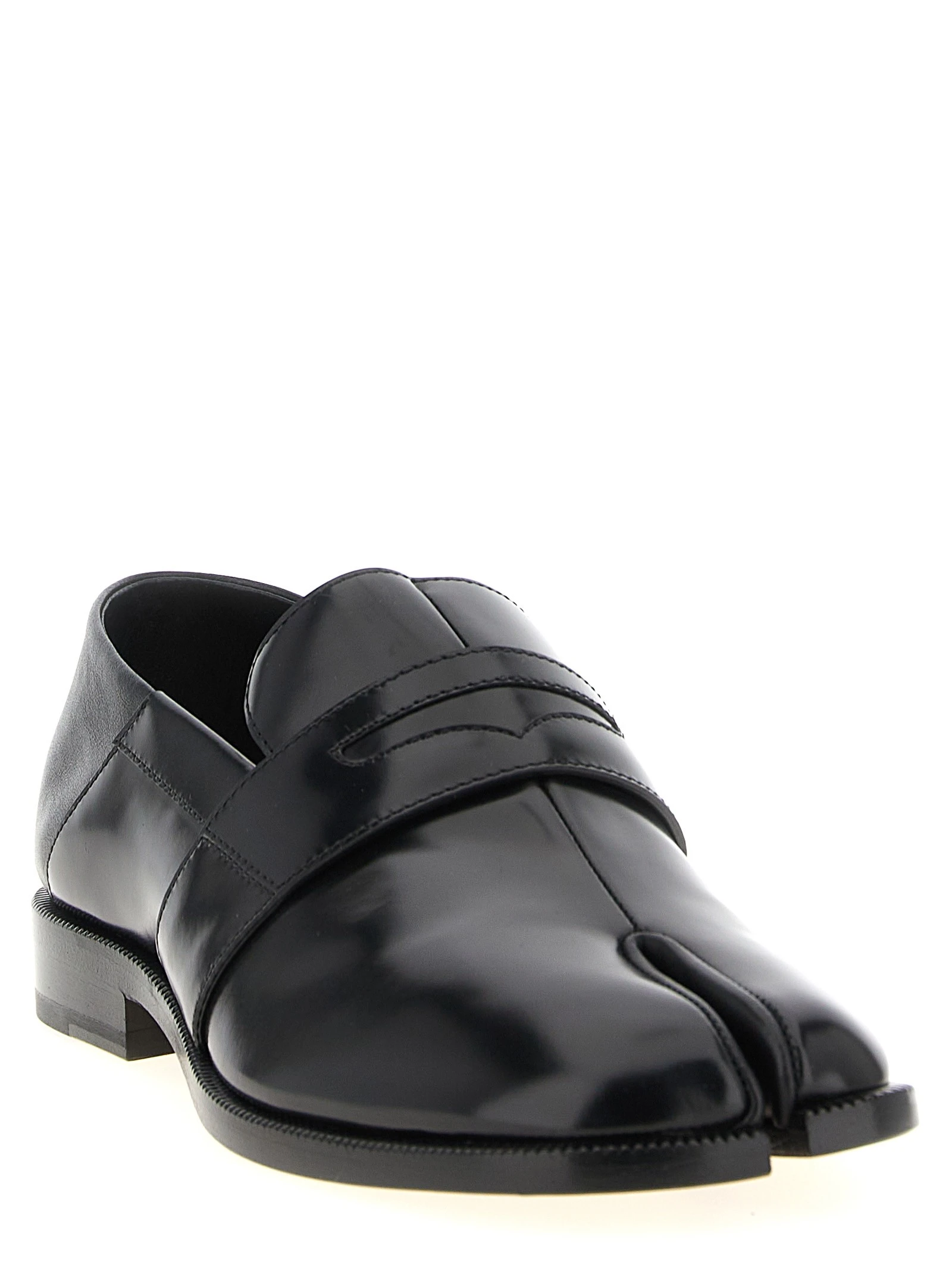 'Tabi' loafers