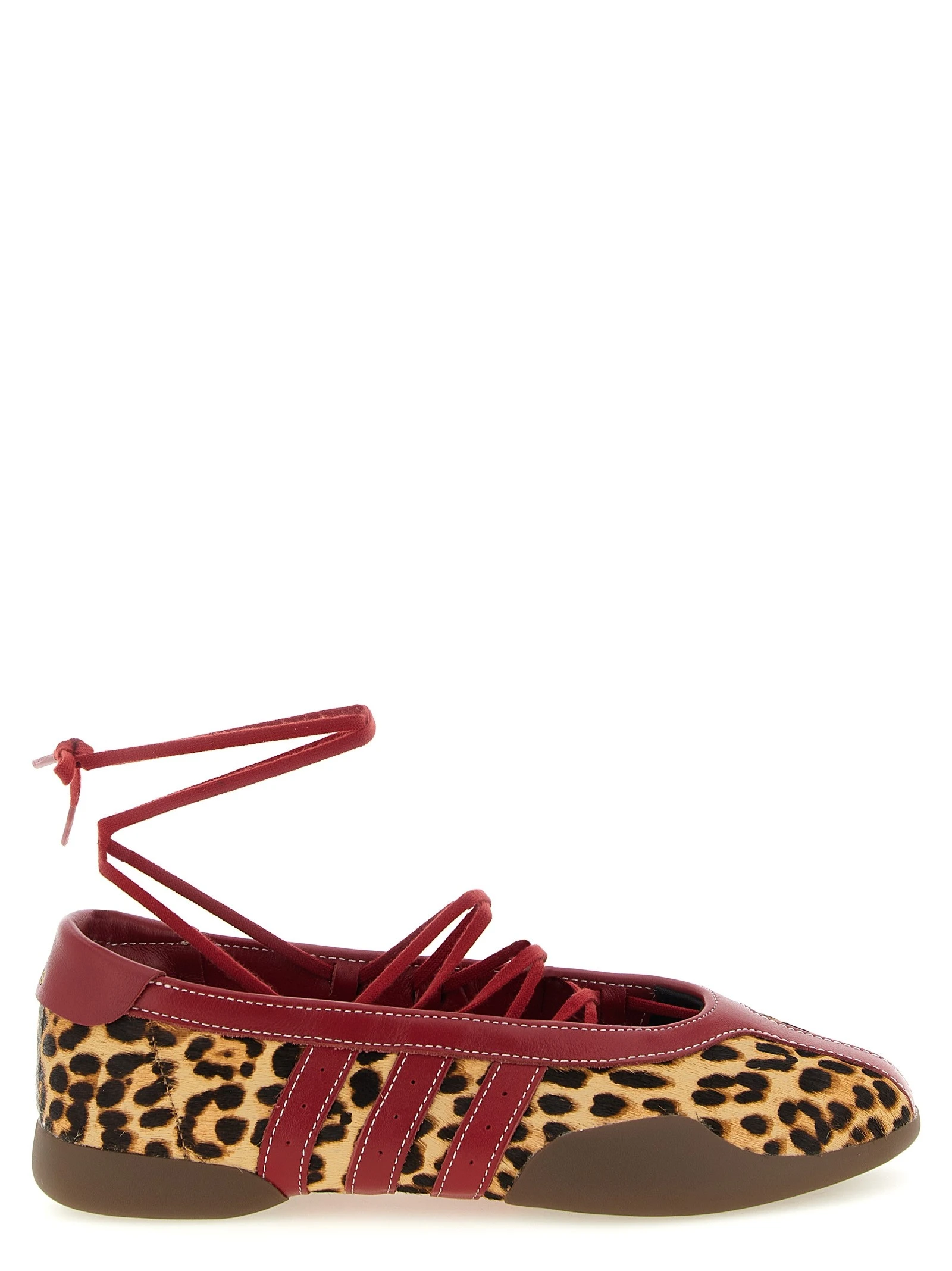 'Taekwondo Mei' ballet flats