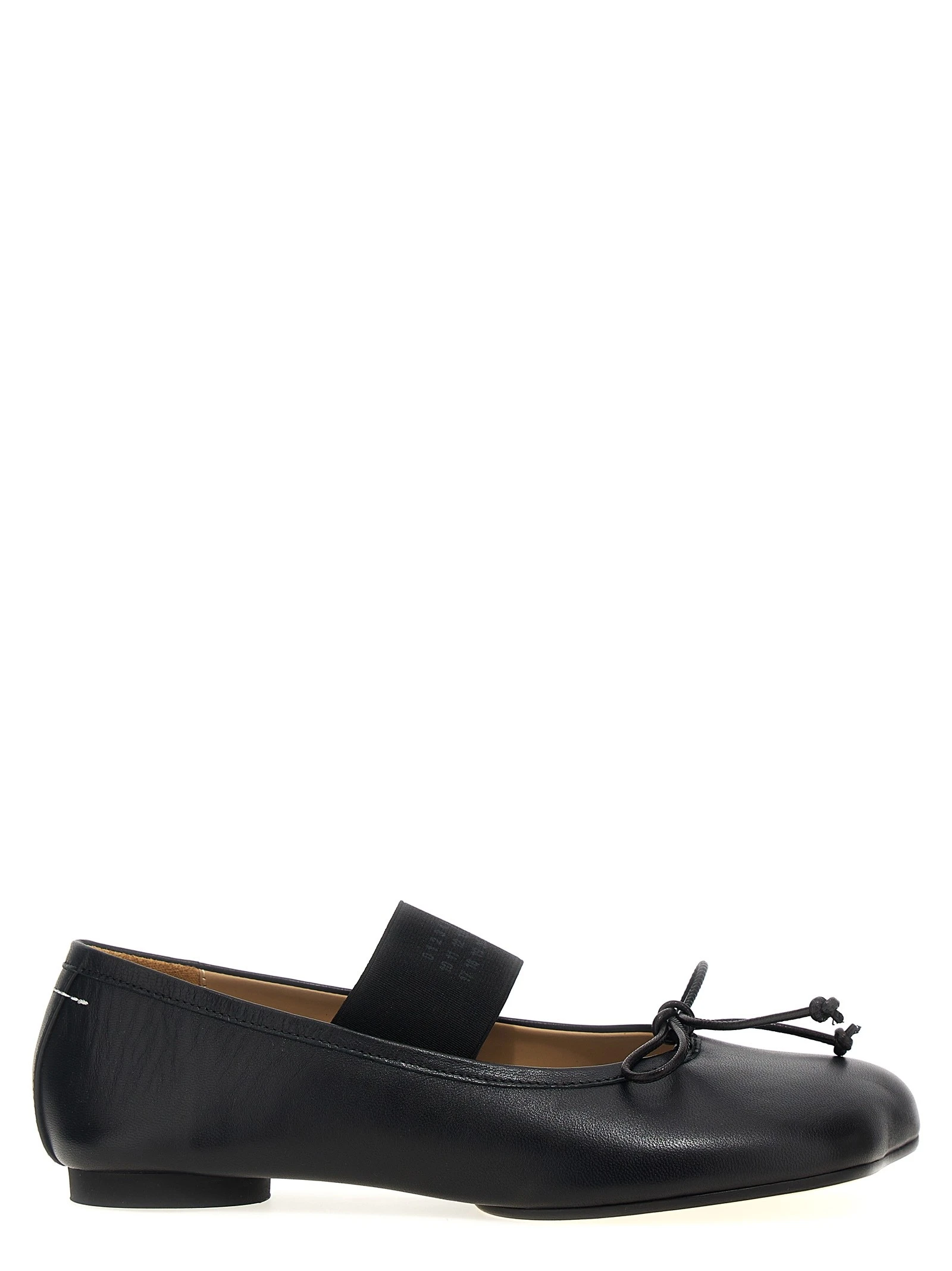 Leather ballerinas