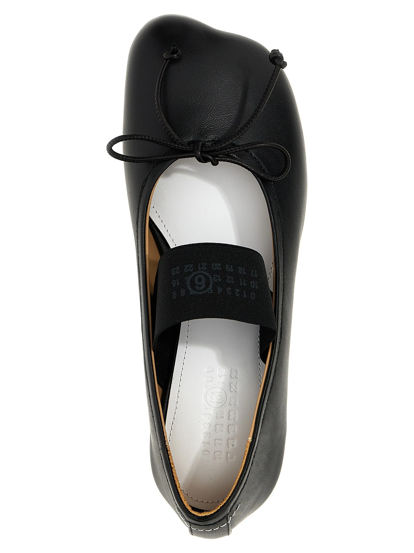 Leather ballerinas