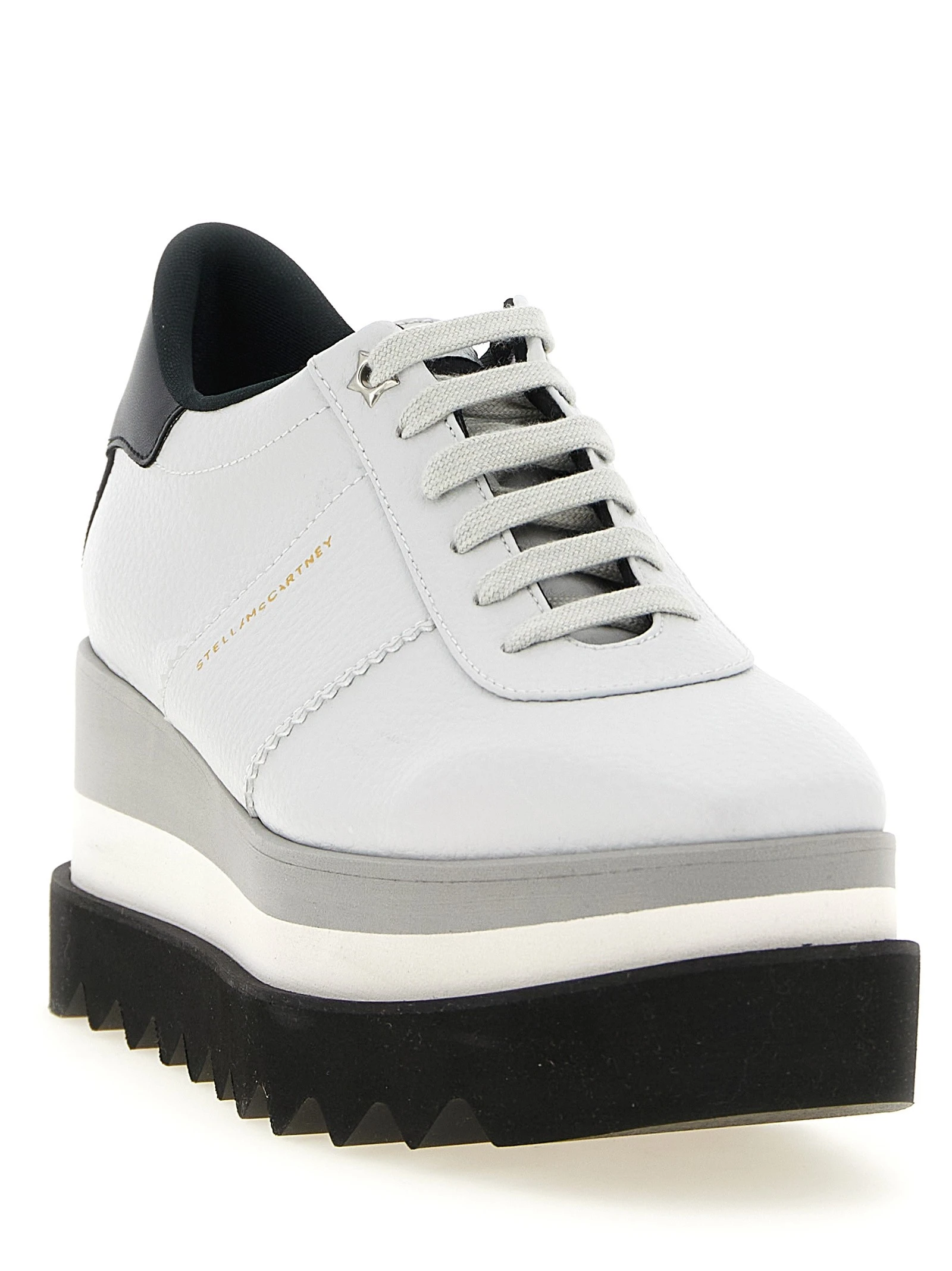 'Sneakelyse' sneakers