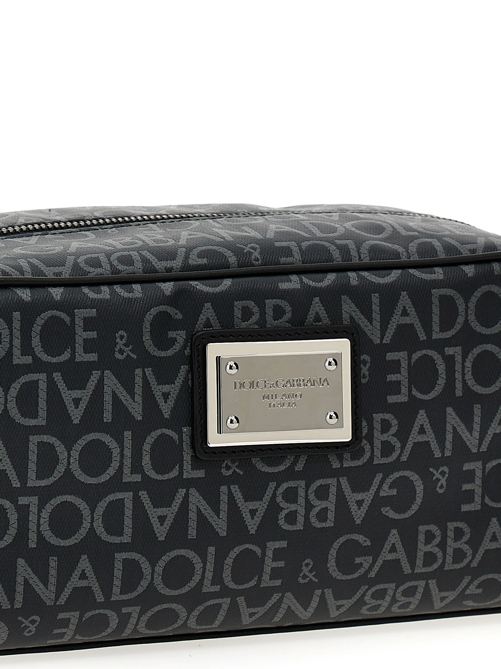 Leather toiletry bag