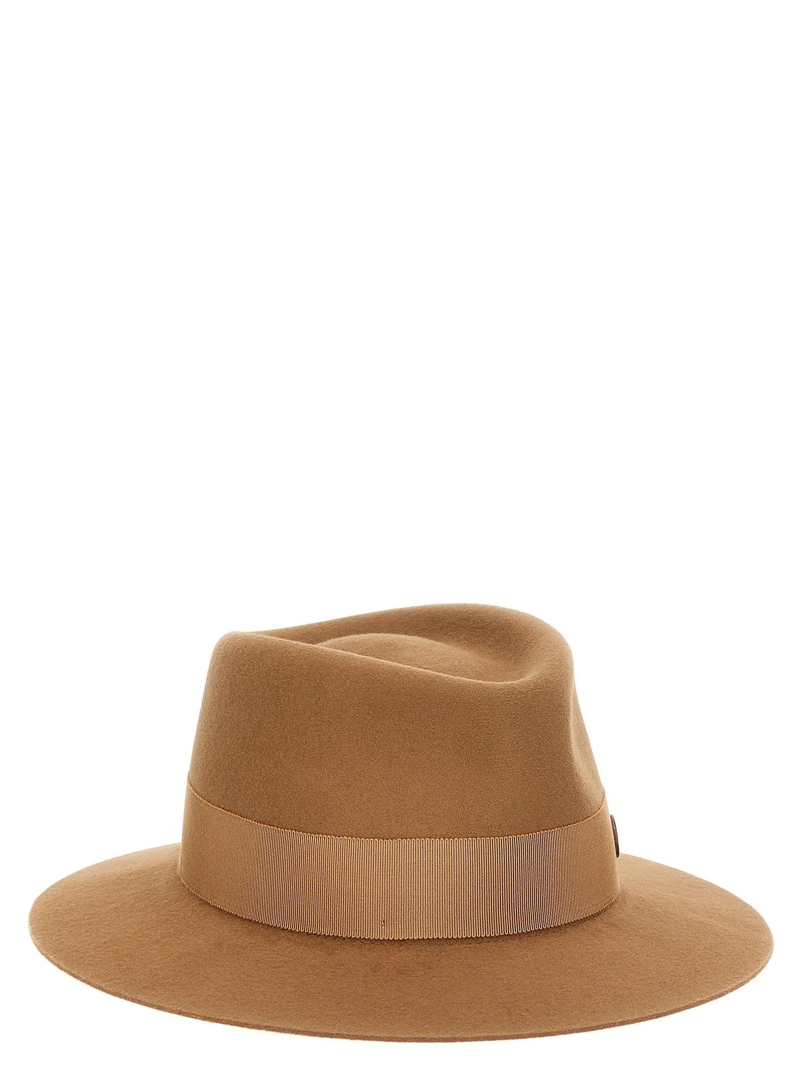 'Andre' hat