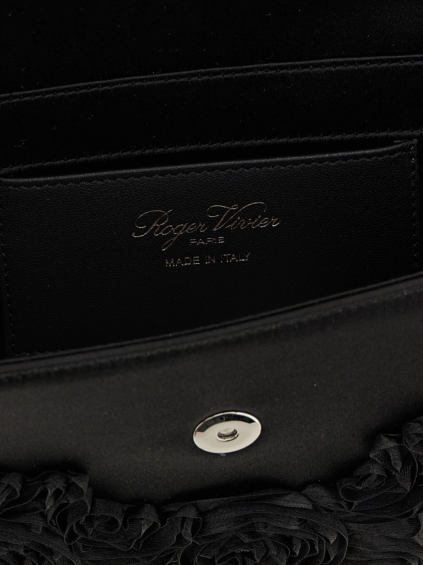 'Efflorescence' clutch