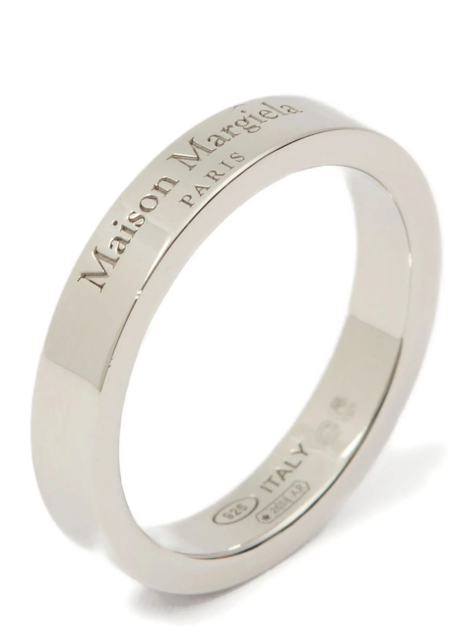Logo ring