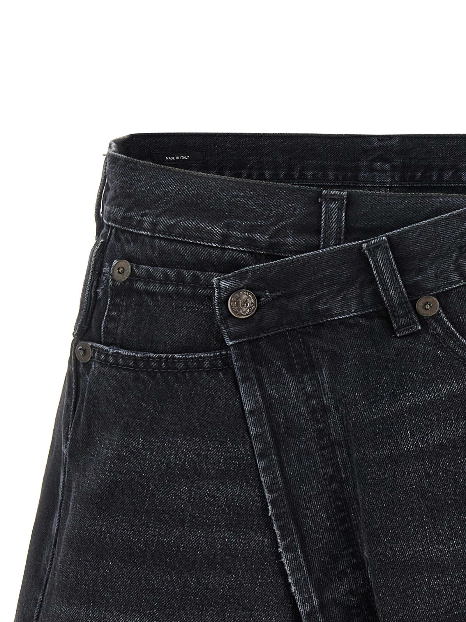 'Cross Over' shorts