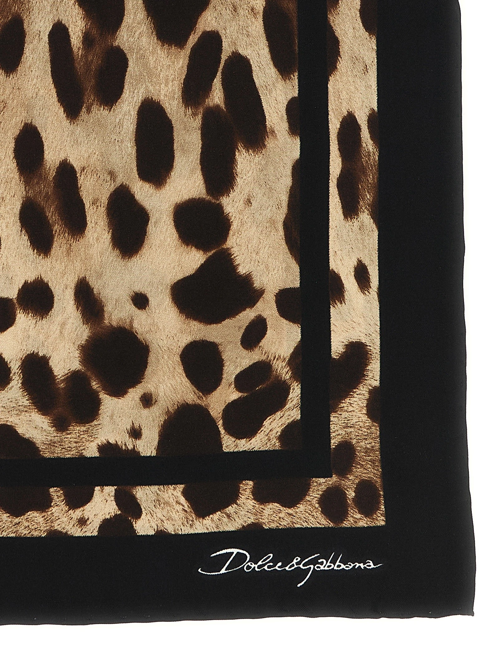 Leopard-print scarf