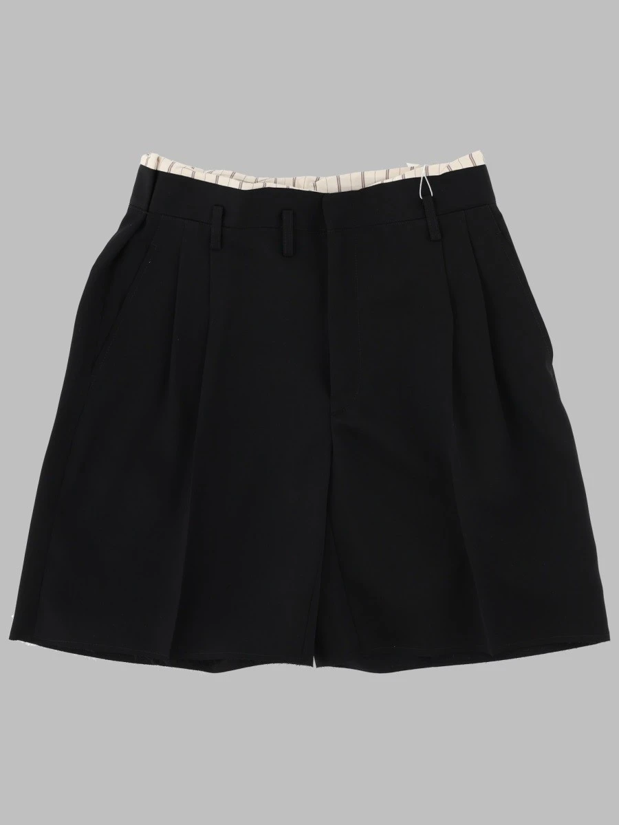 SHORTS IN LANA