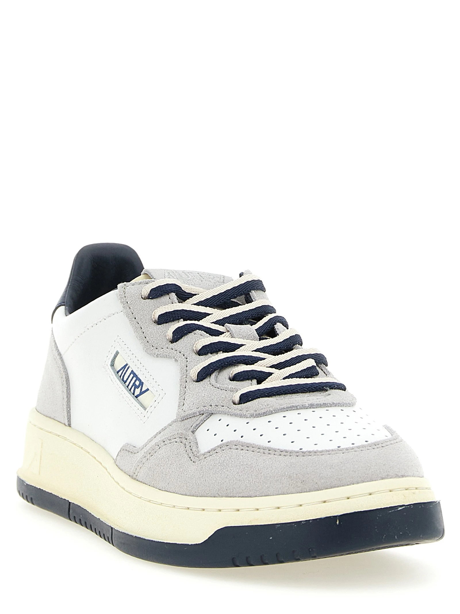 'Medalist Low' sneakers
