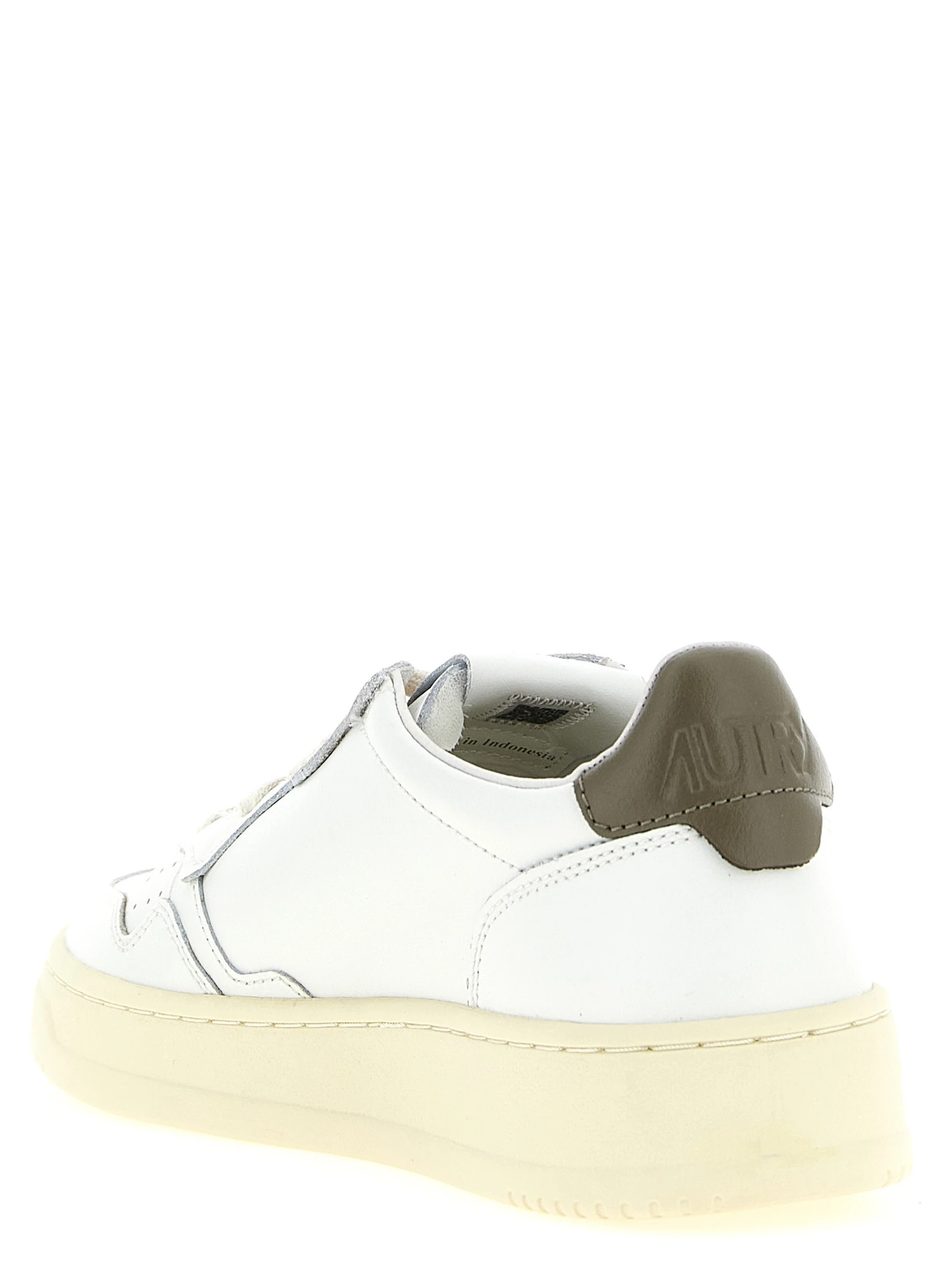 'Medalist Low' sneakers