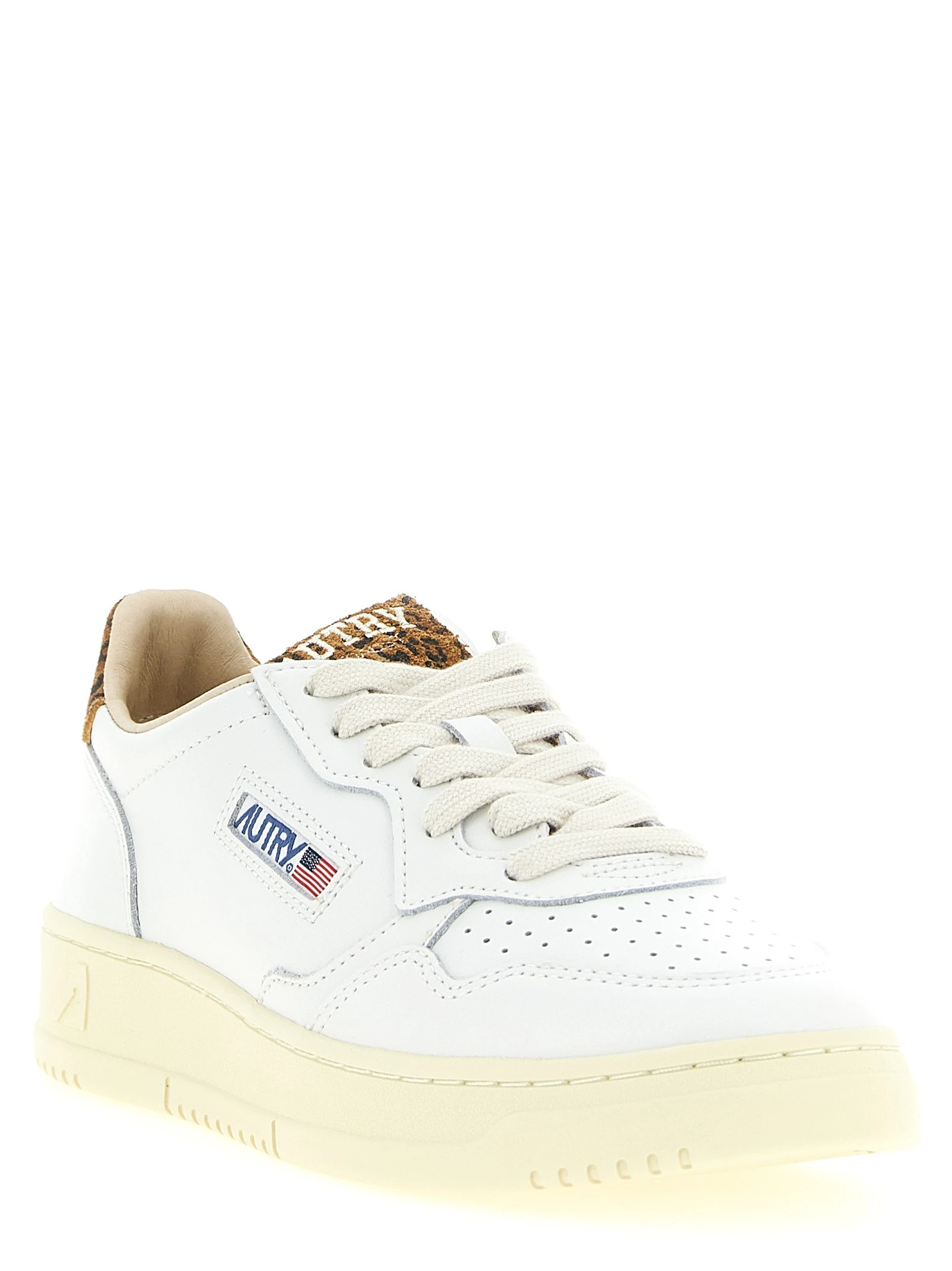 'Medalist Low' sneakers