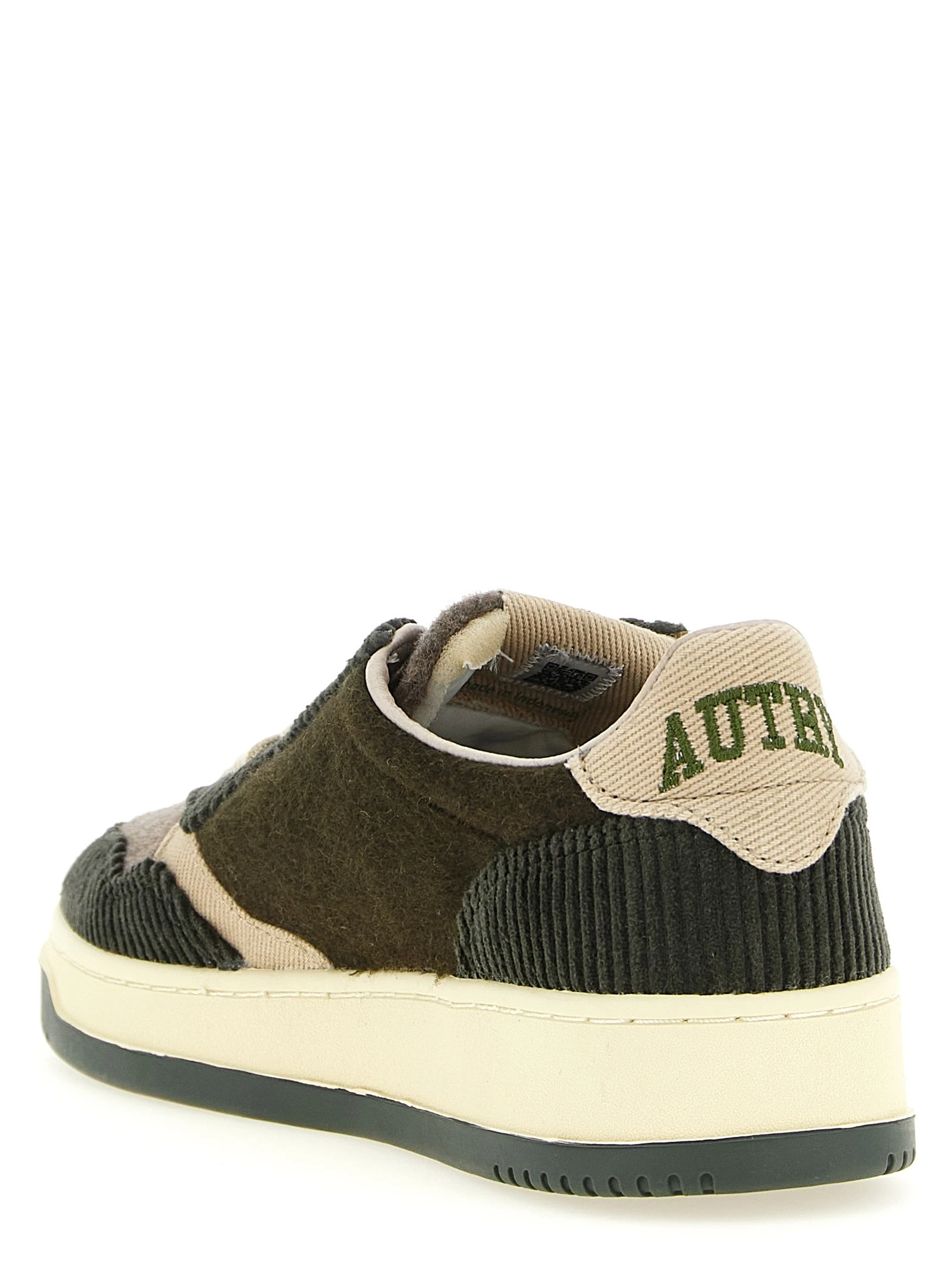 'Medalist Low' sneakers