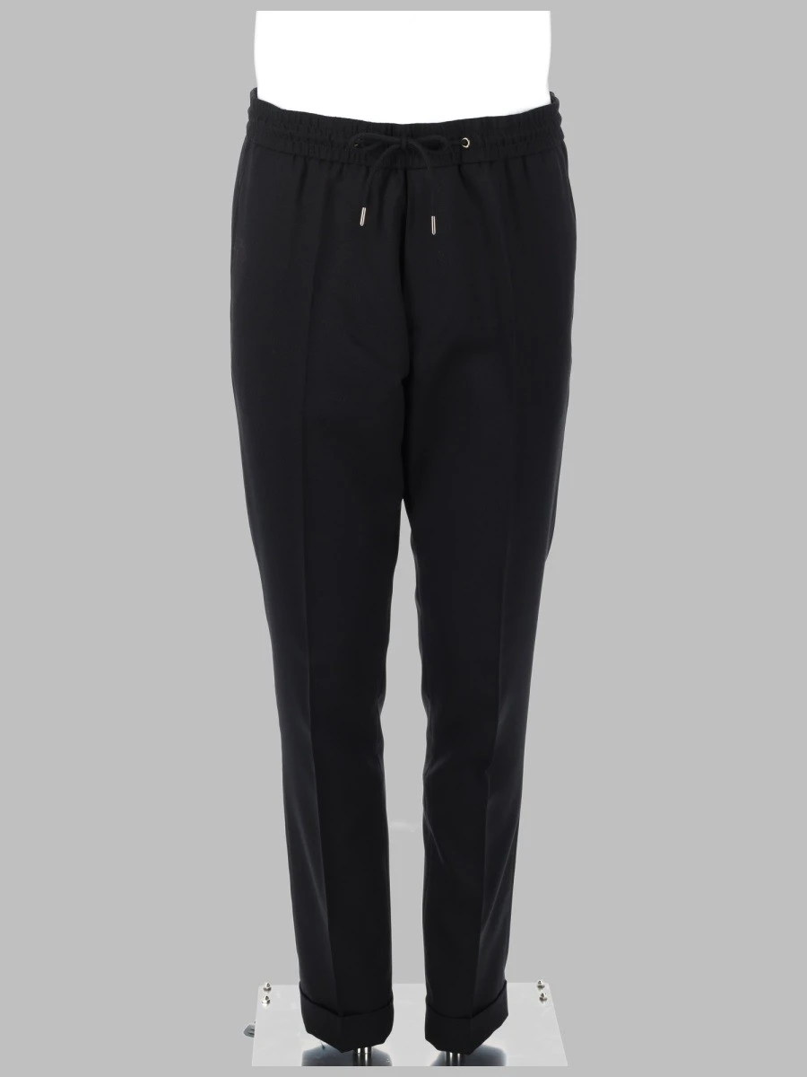 PANTALONE "A SUIT TO TRAVEL IN"