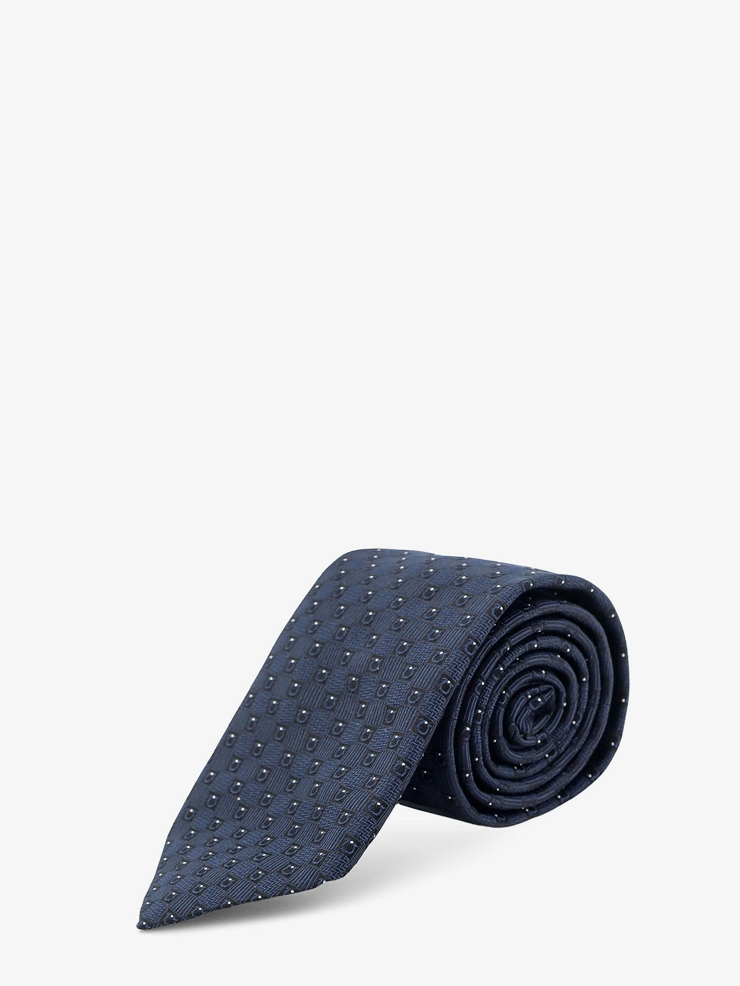 Cannes sik tie