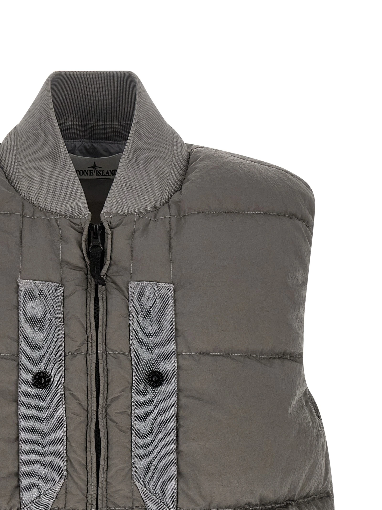 Crinkled effect vest
