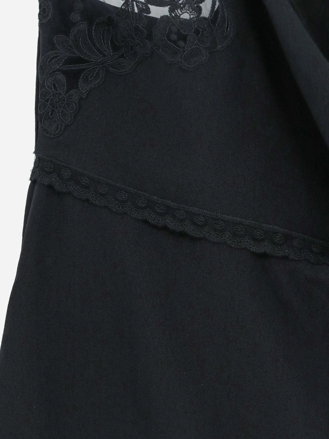 Silk top with lace profile