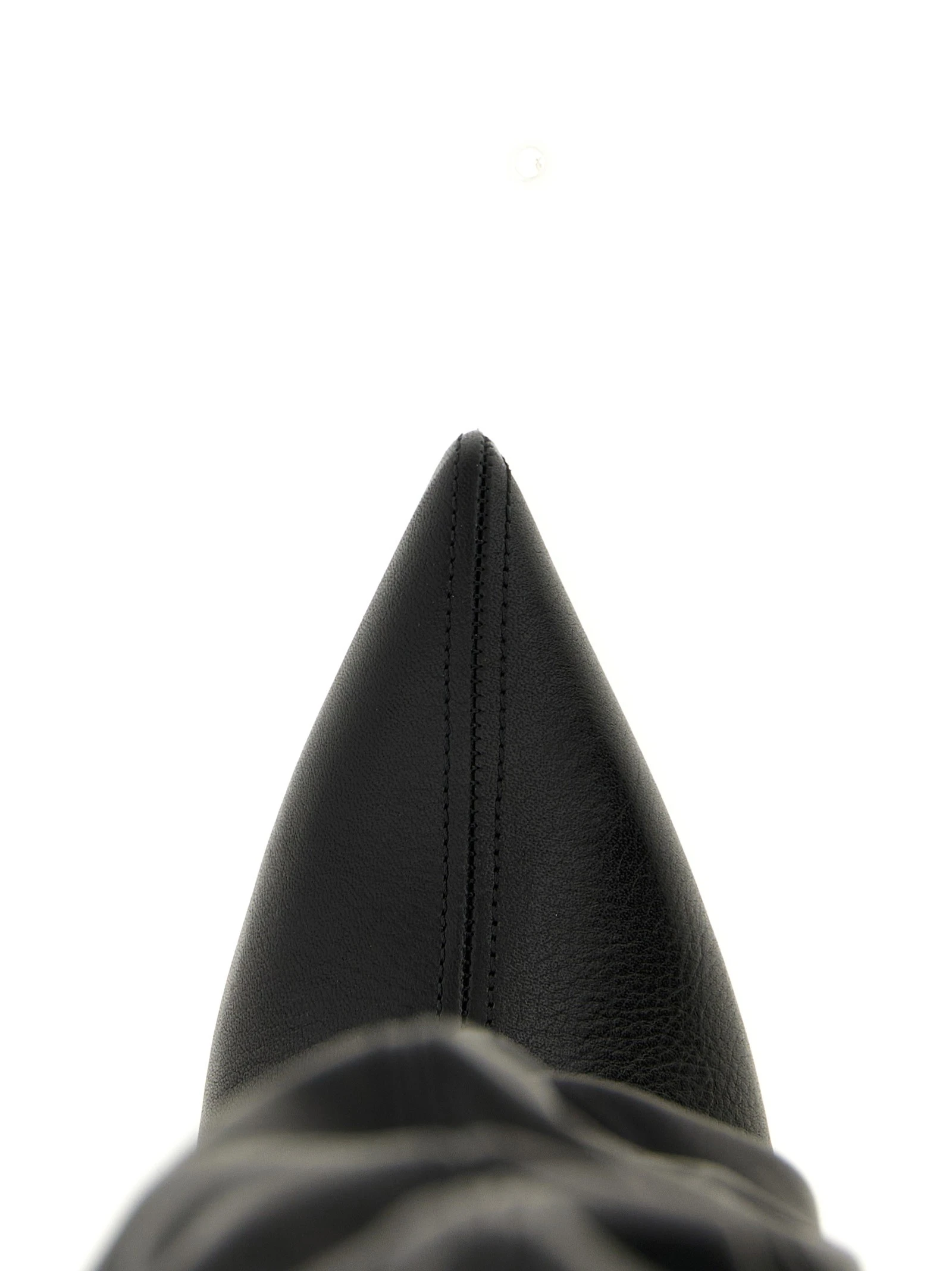 Cuissardes leather