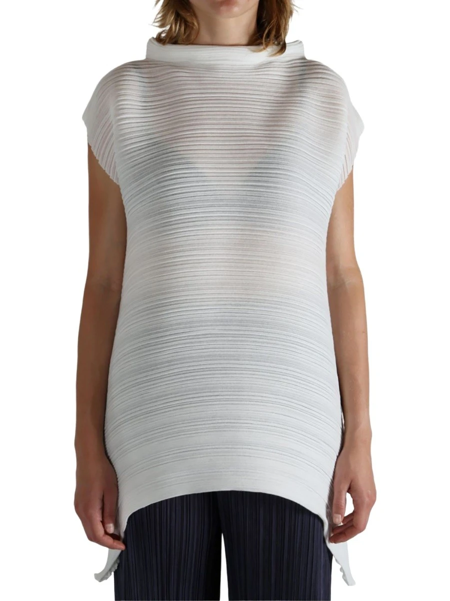 SHORT-SLEEVED SHIRT